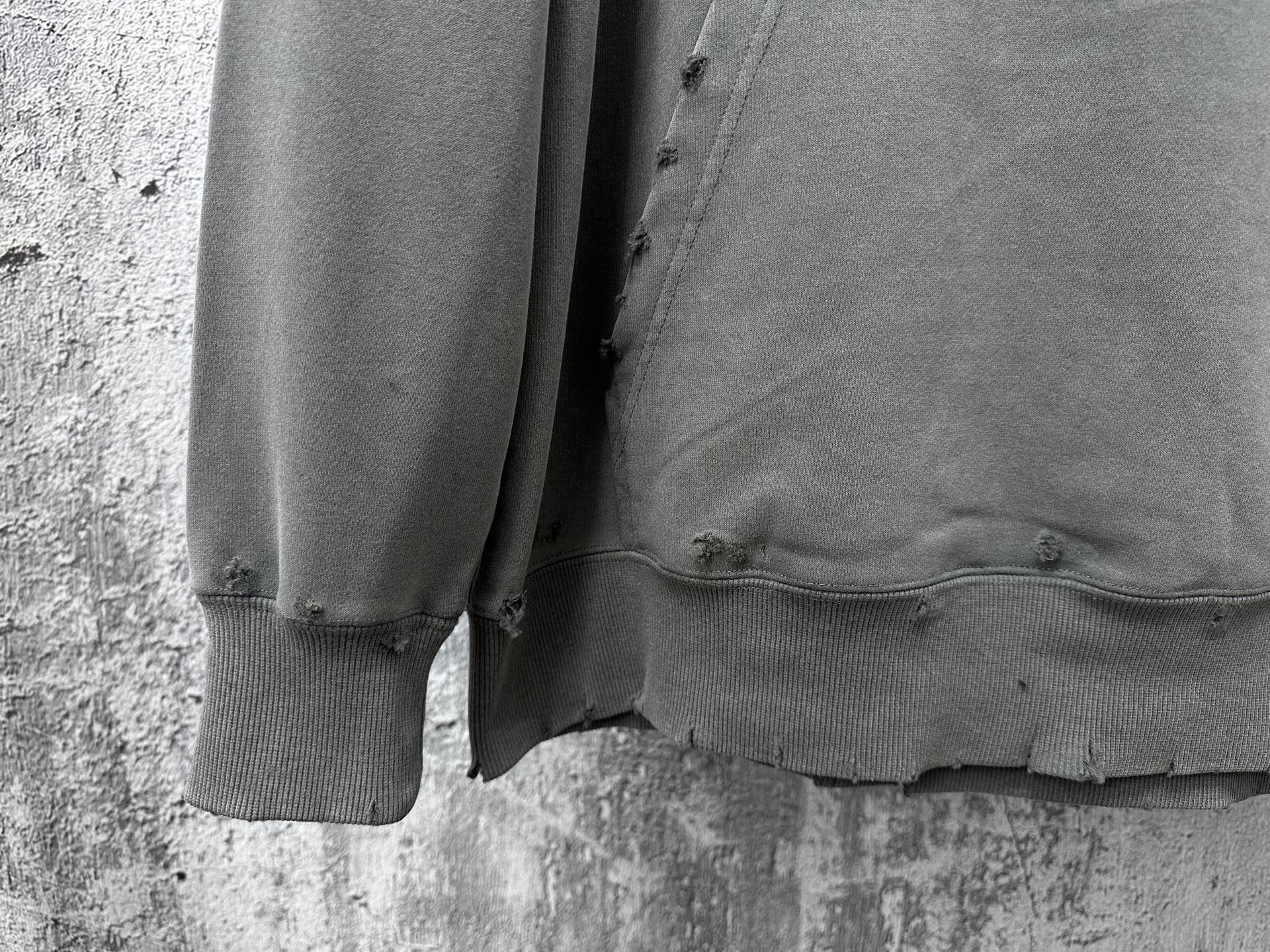 Balenciaga Unisex Sweatshirt Size S-XL