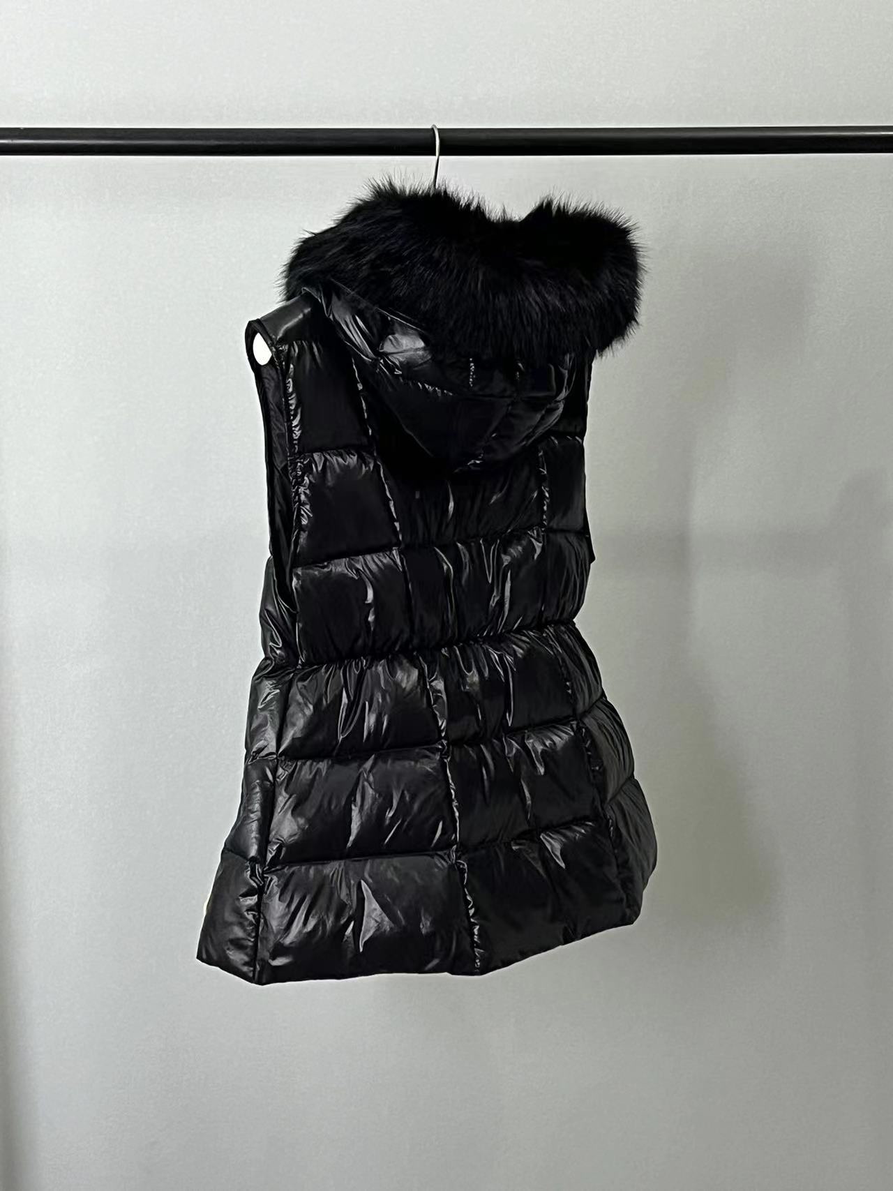 Moncler Women Winter Vest Size 1-4