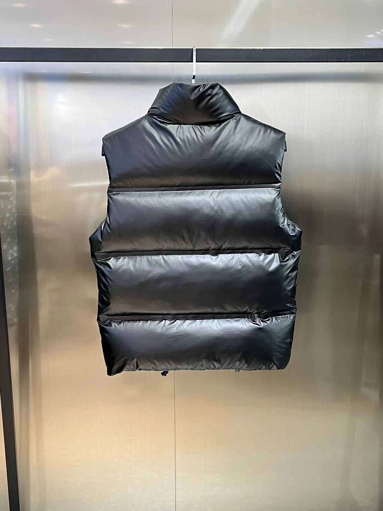 Prada Re-Nylon Winter Vest Size M-XXXL