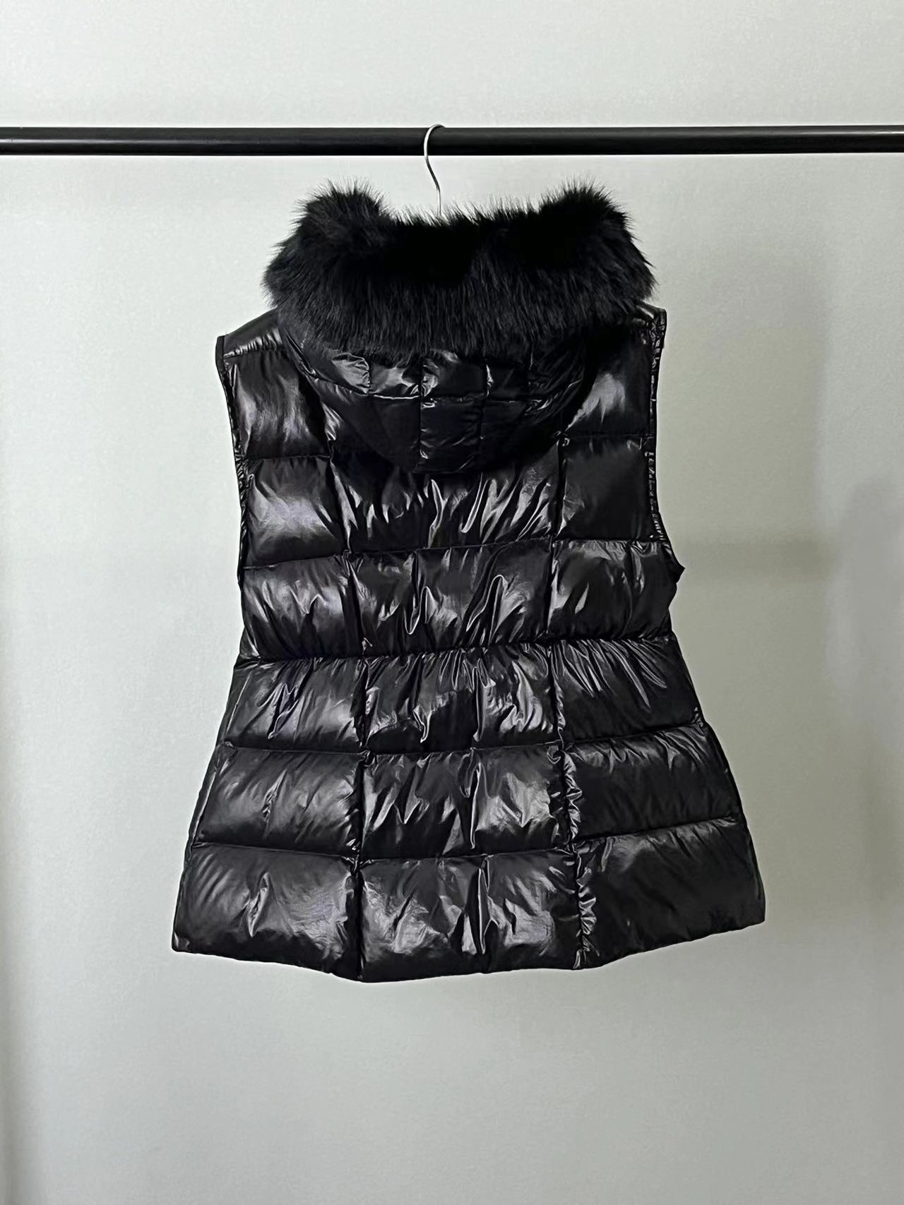 Moncler Women Winter Vest Size 1-4
