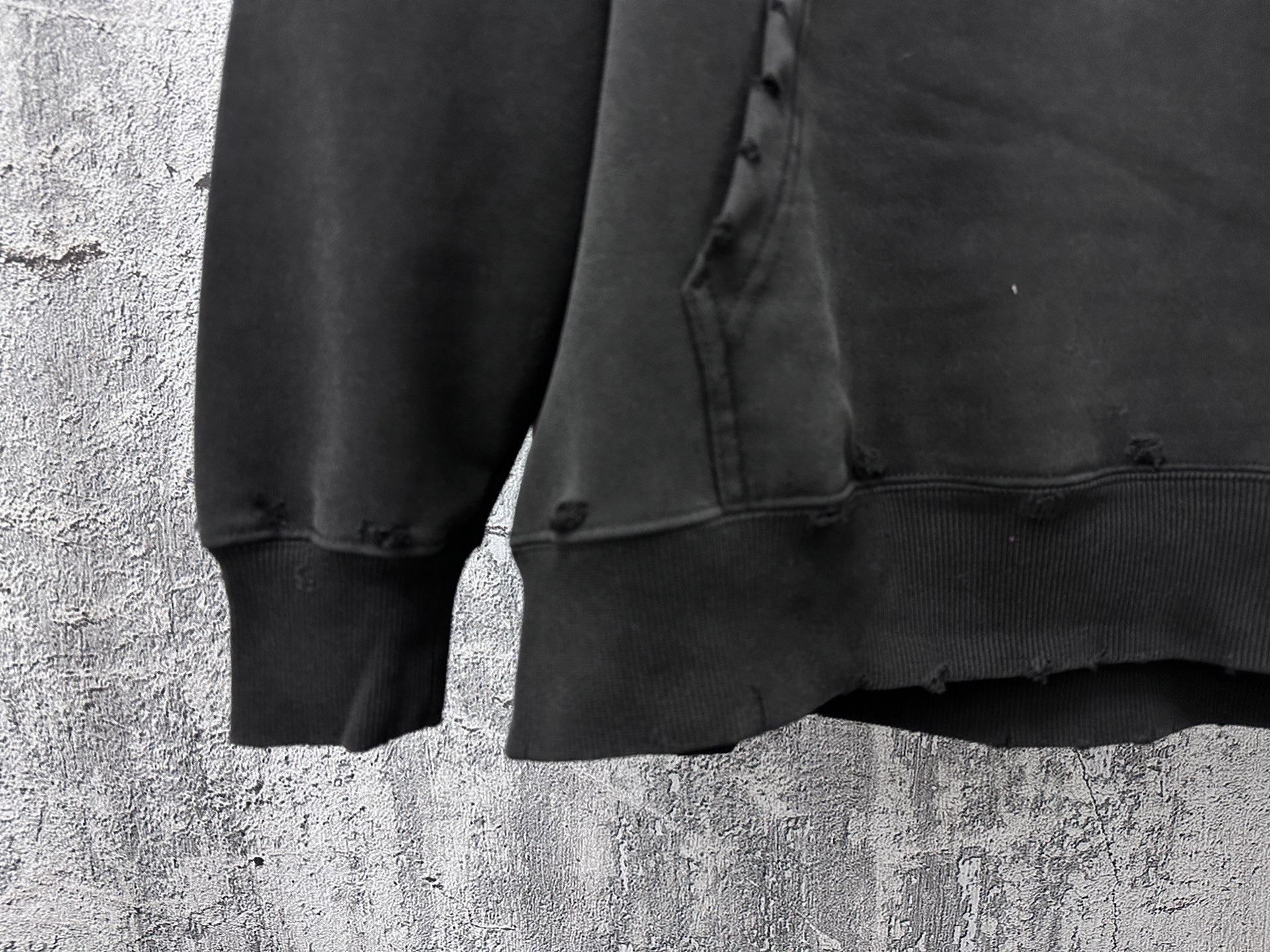 Balenciaga Unisex Sweatshirt Size S-XL