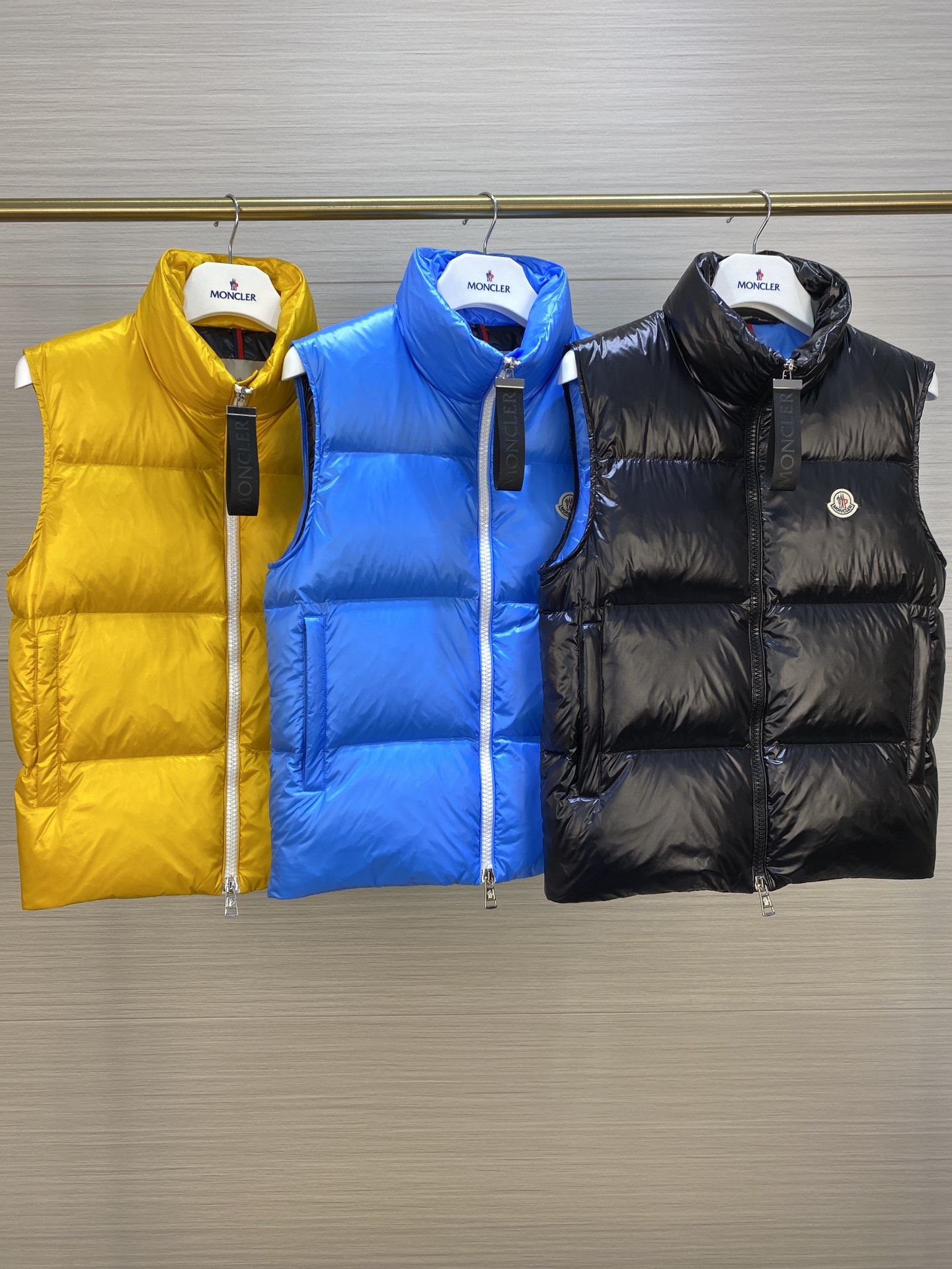 Moncler Men Winter Vest Size 1-5