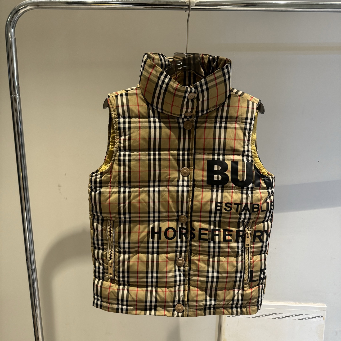 Burberry Unisex Winter Vest Size S-XL