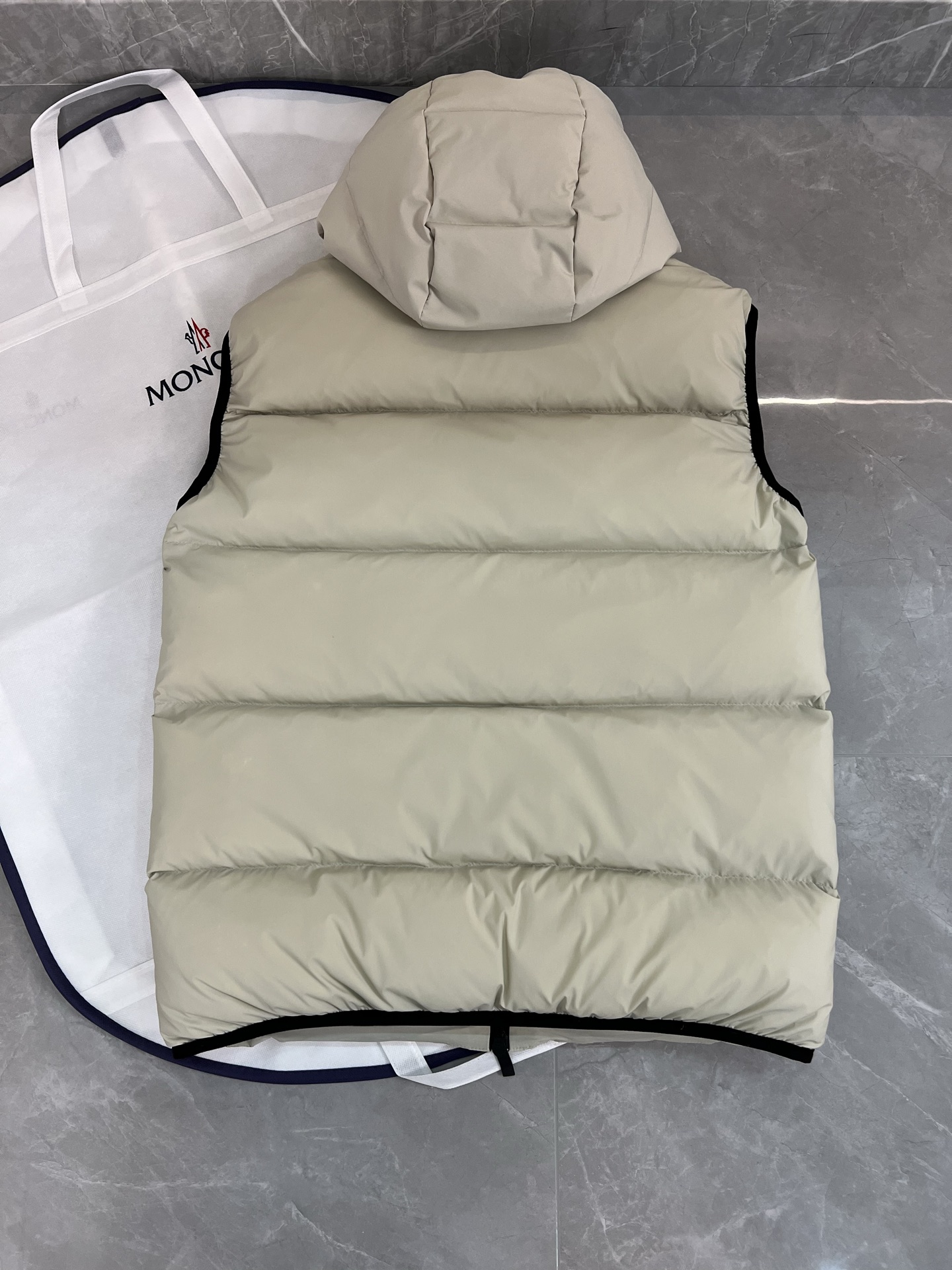 Moncler Guersac Men Winter Vest Size 1-5