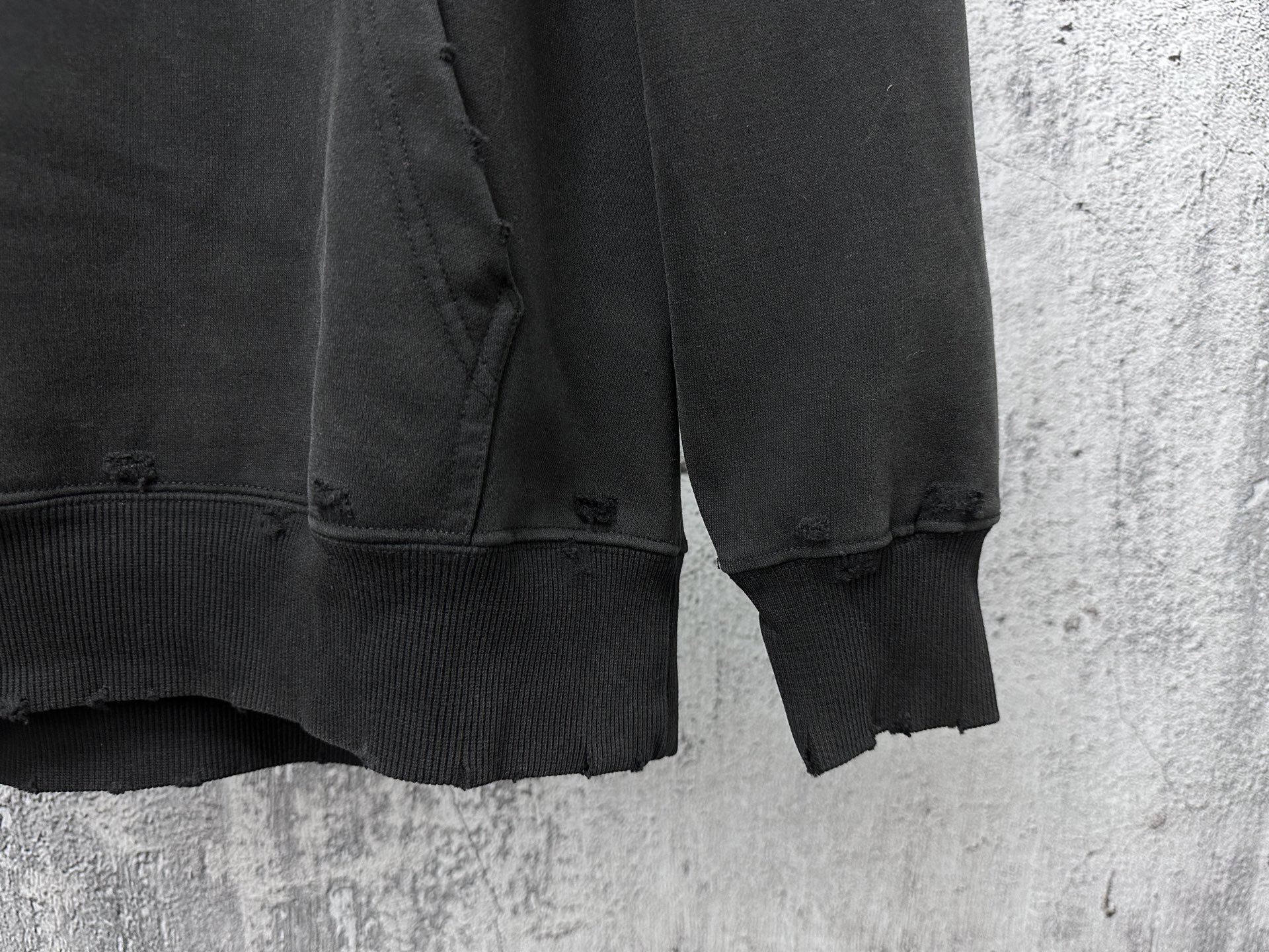 Balenciaga Unisex Sweatshirt Size S-XL