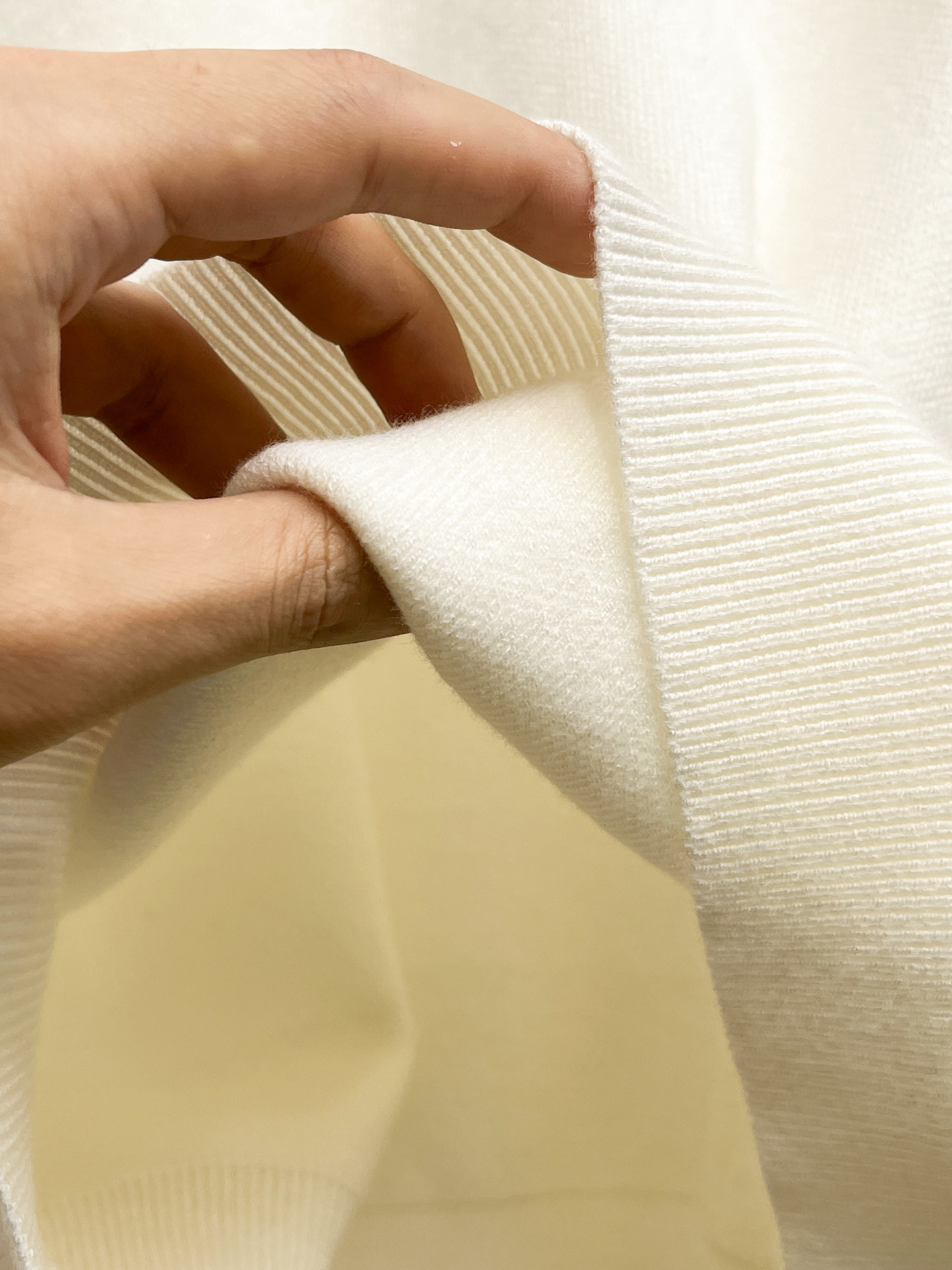 Burberry Unisex Sweatshirt Size M-XXXL