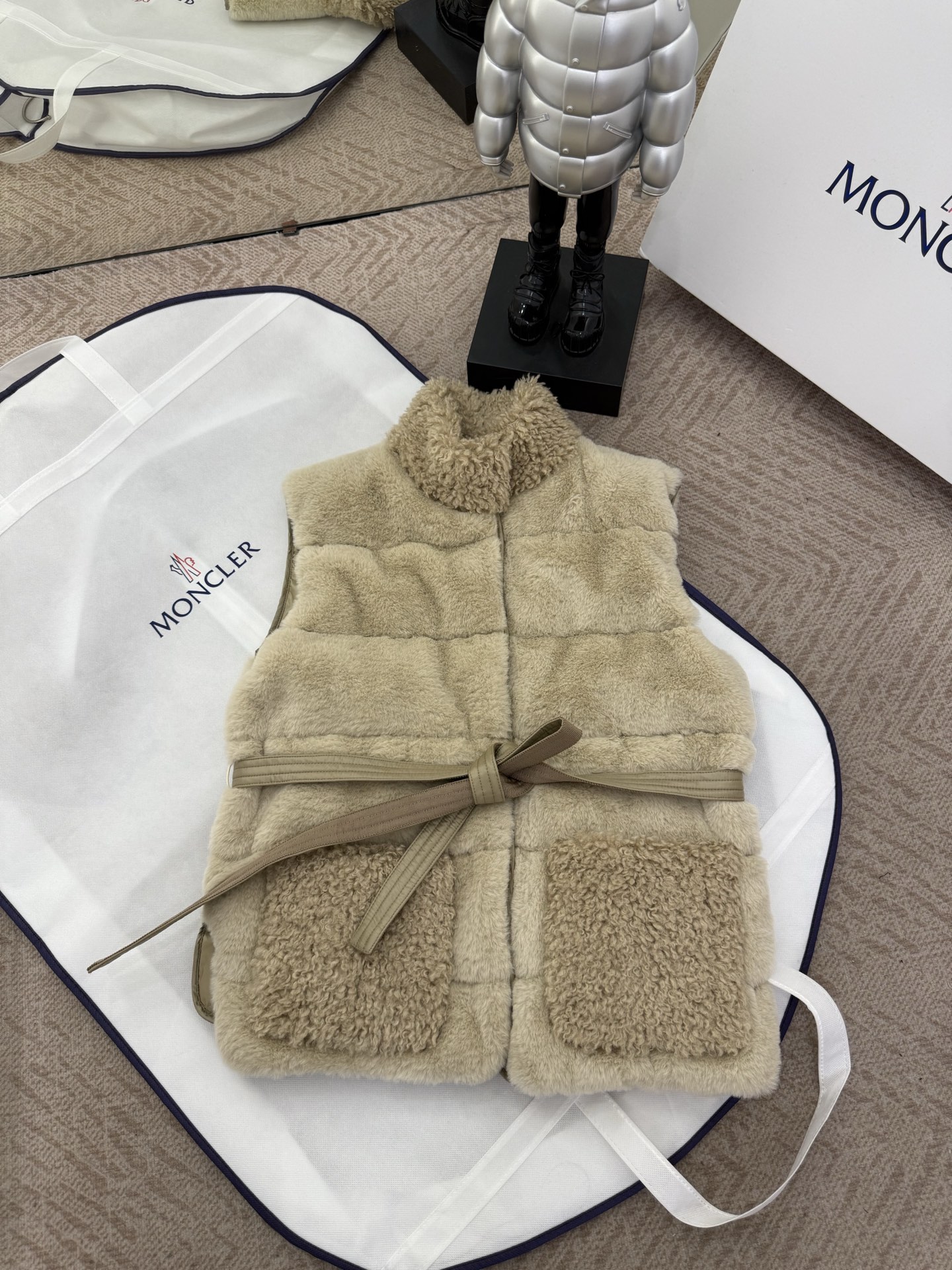 Moncler Joui 2025 New Women Winter Vest Size 0-2