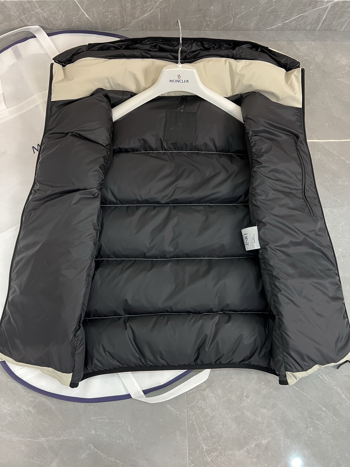 Moncler Guersac Men Winter Vest Size 1-5