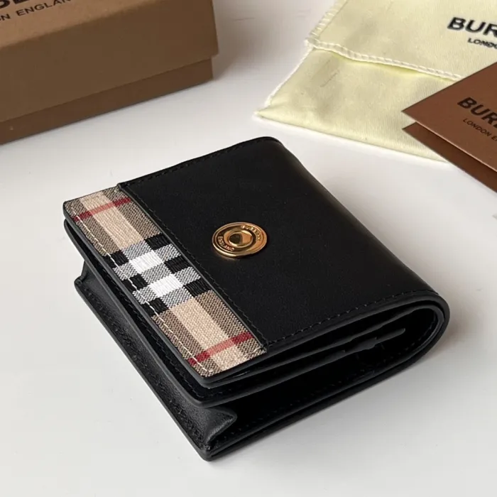 Burberry Card Holder