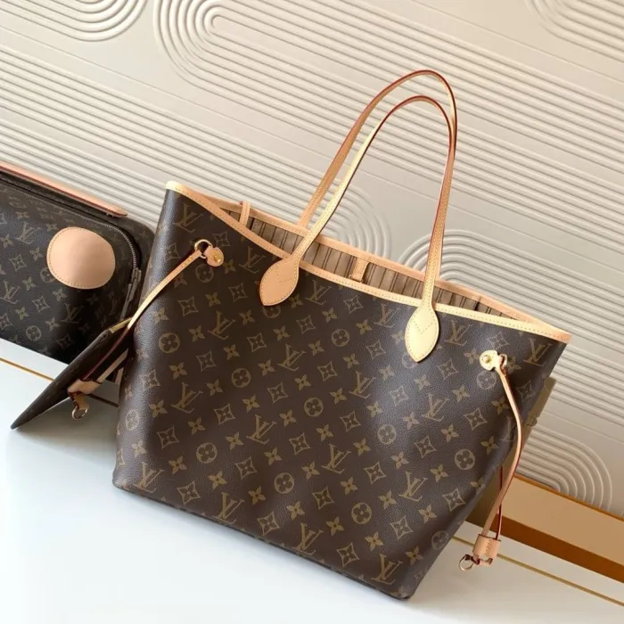Louis Vuitton Shopping Bags