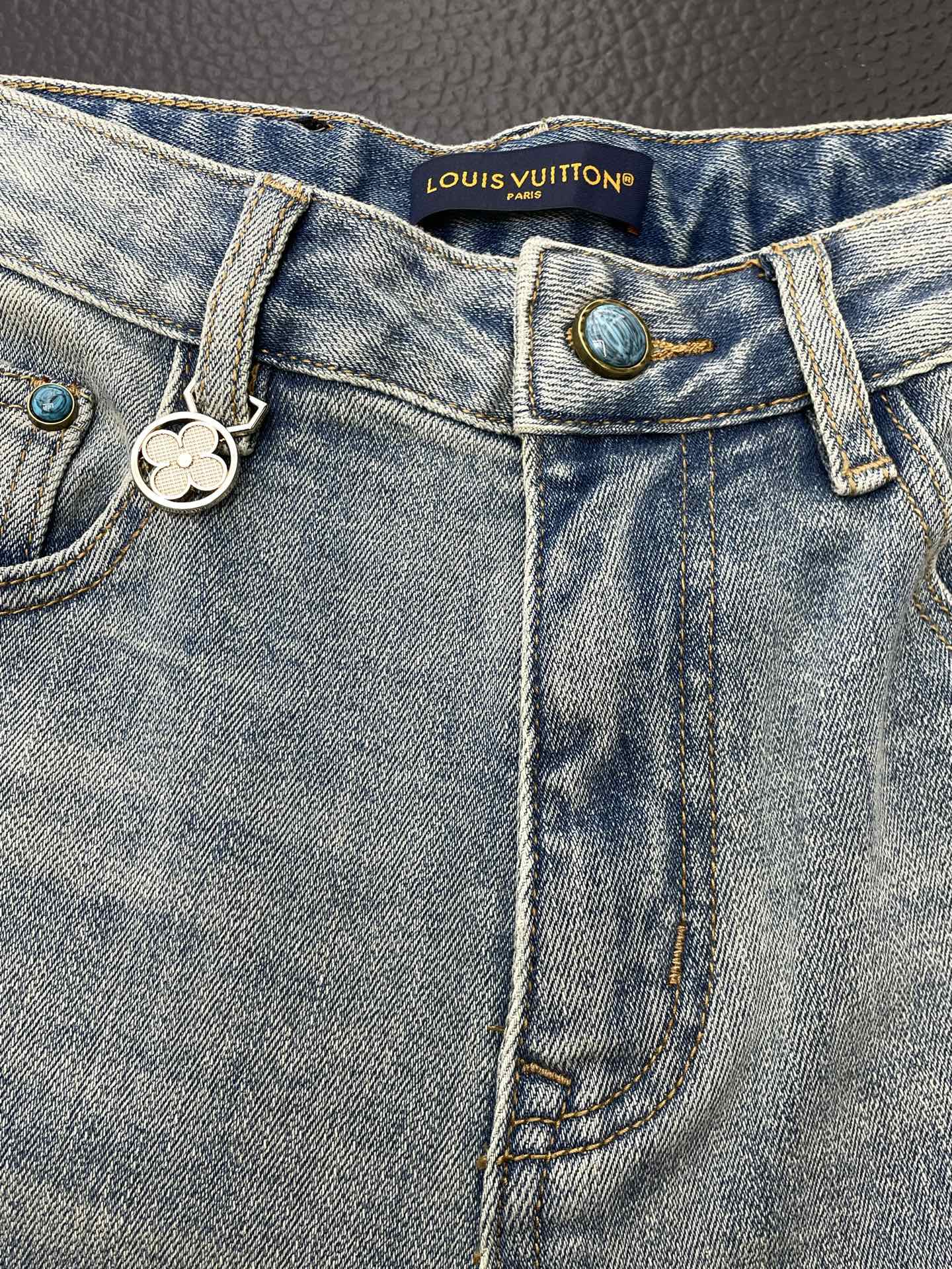 Louis Vuitton Jeans Men Size 28-38