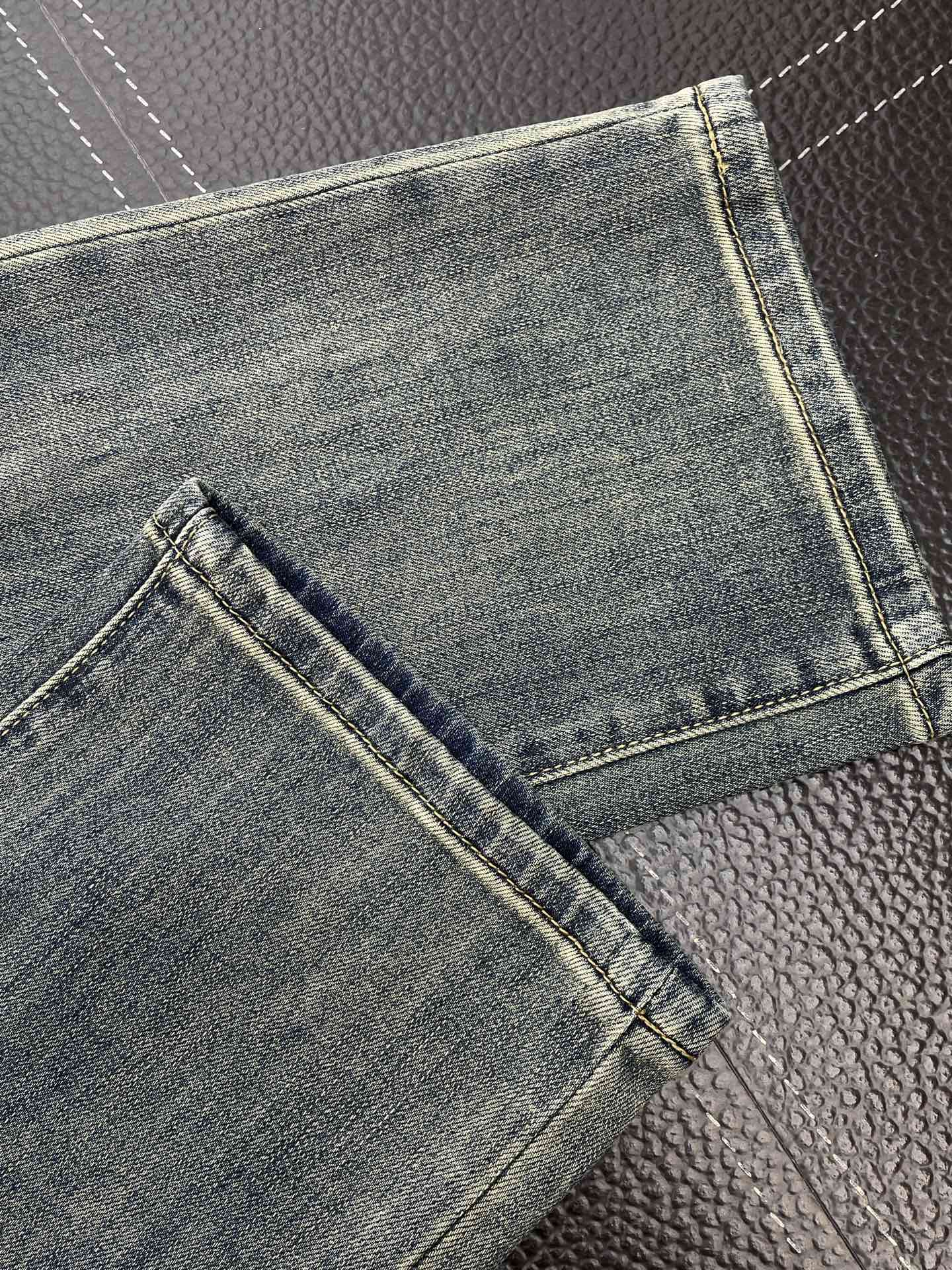 Louis Vuitton Jeans Men Size 28-38