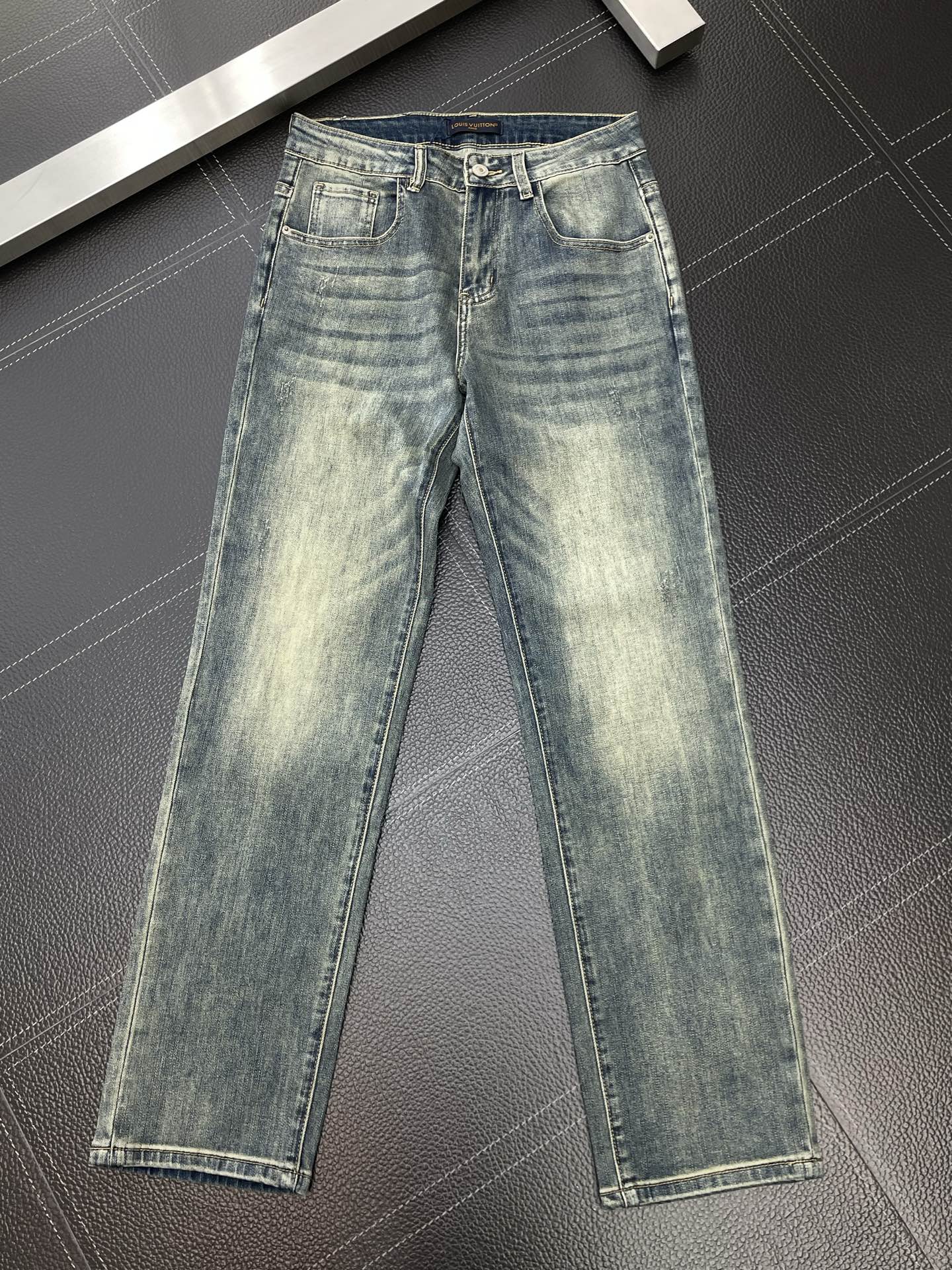 Louis Vuitton Jeans Men Size 28-38