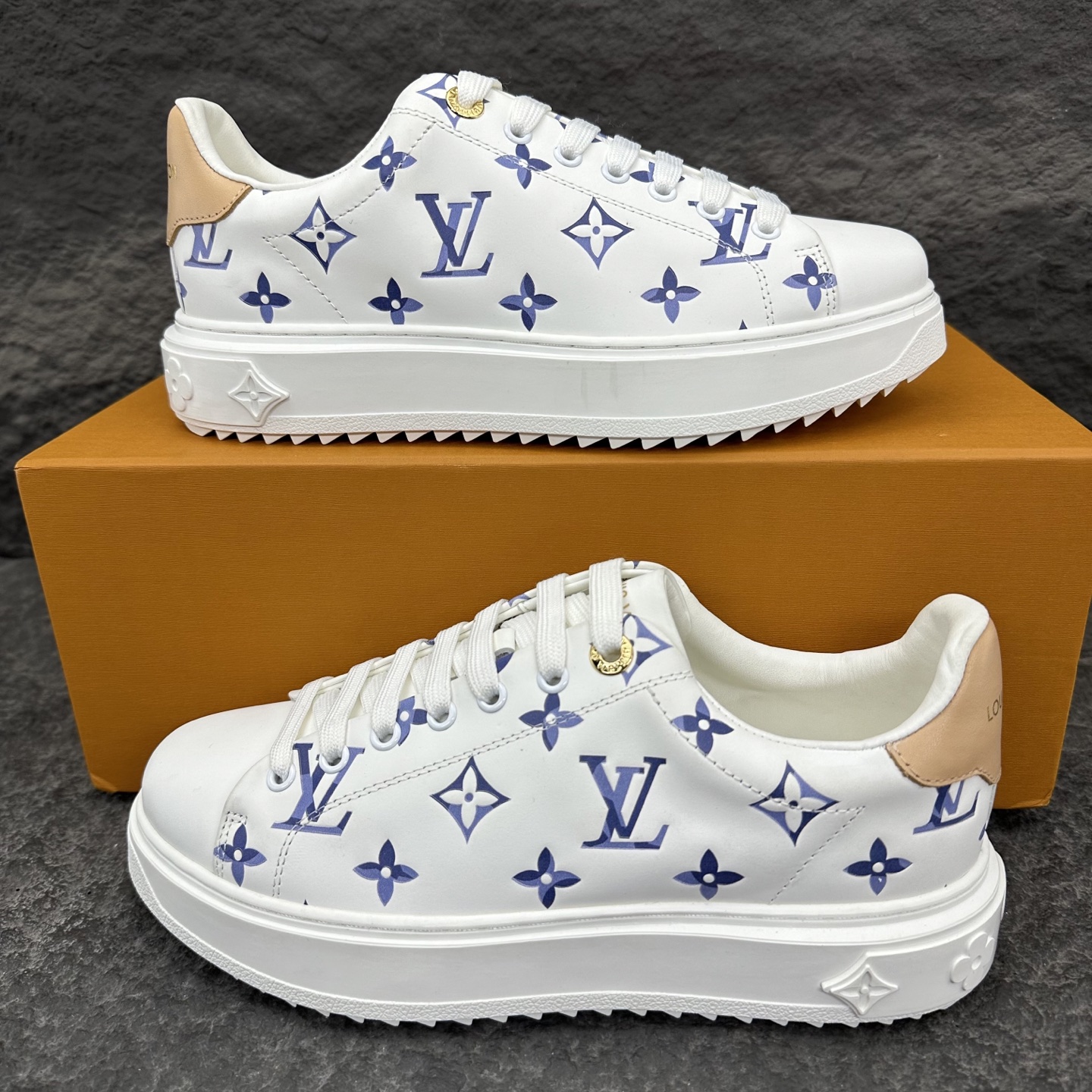 Louis Vuitton Time Out Sneaker Size 36-46