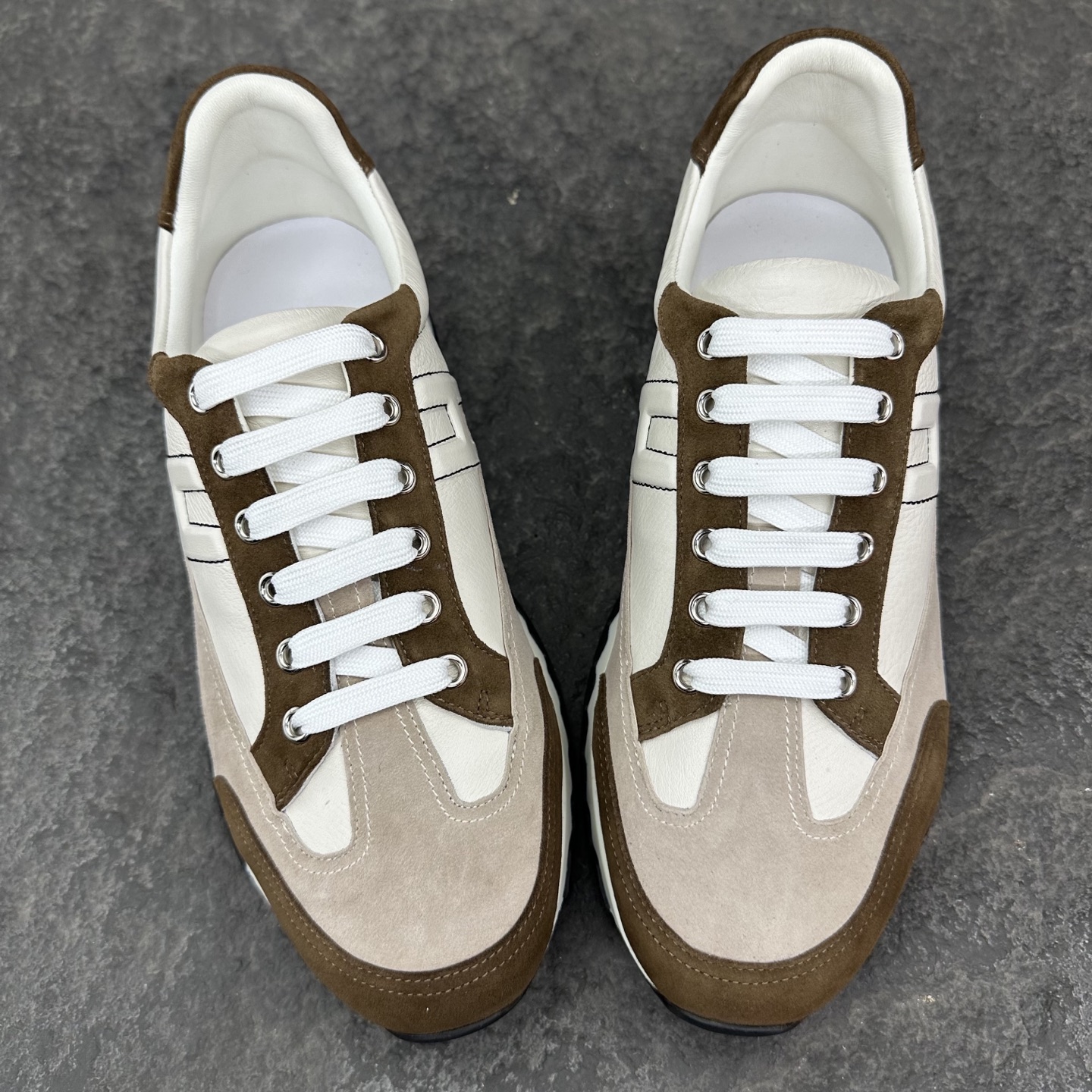 Hermes 25ss Trail Sneaker Size 39-46