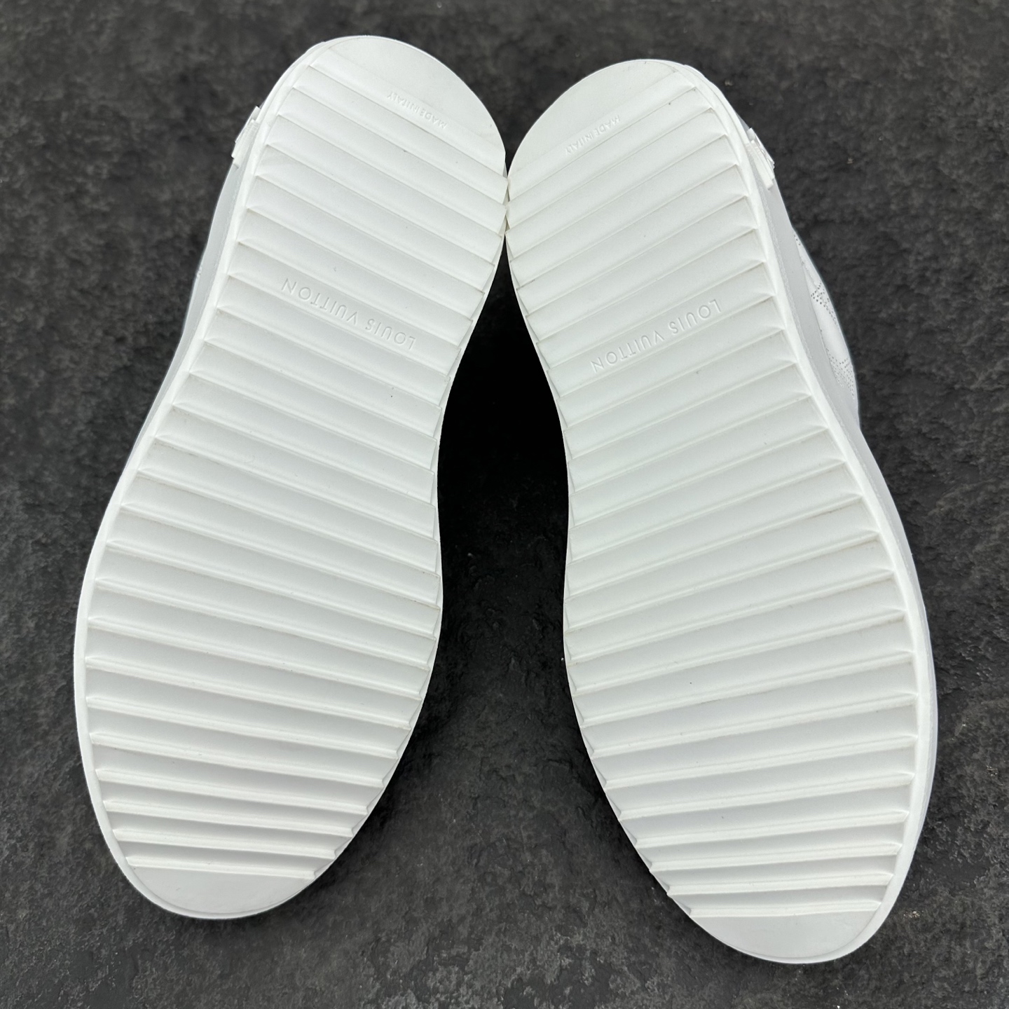 Louis Vuitton Time Out Sneaker Size 36-46