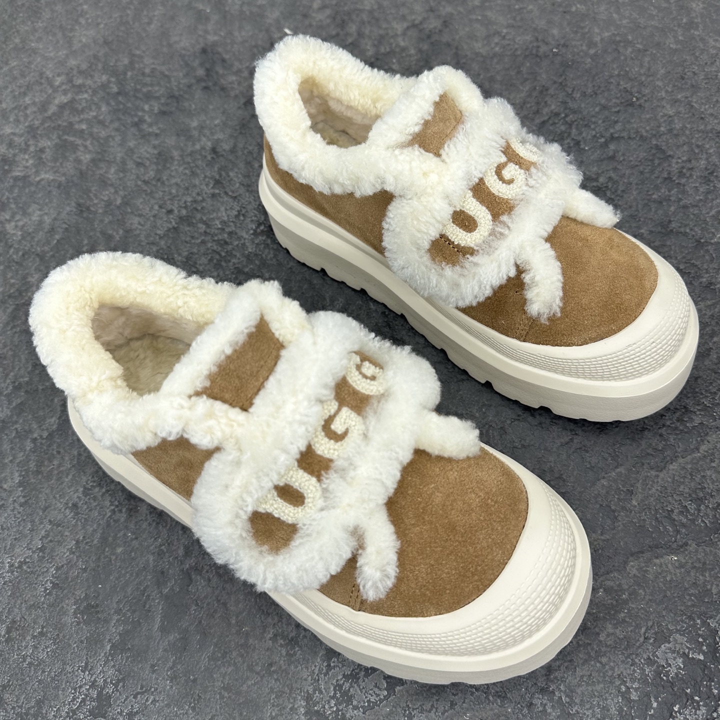 UGG 25ss plush Boots Size 36-41