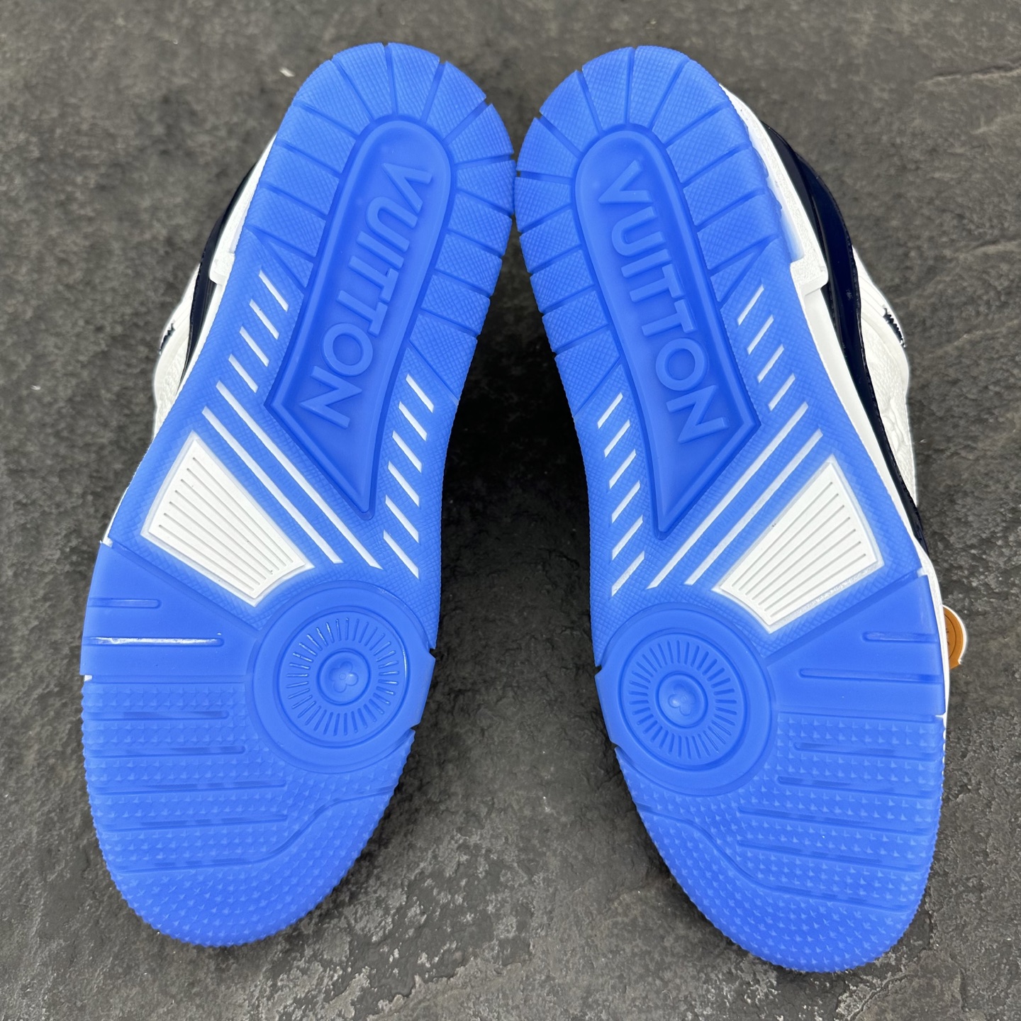 Louis Vuitton LV Trainer Sneaker Size 36-46