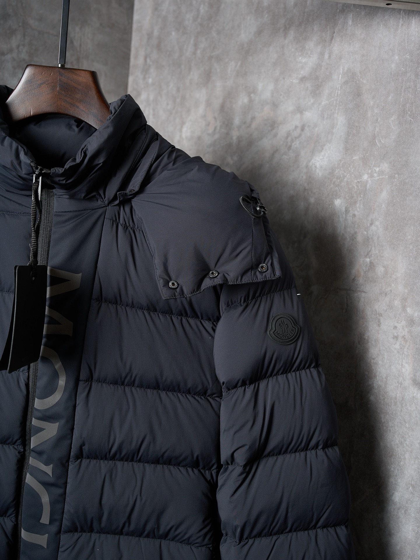 Moncler Ume Men Winter Jacket Size 1-4