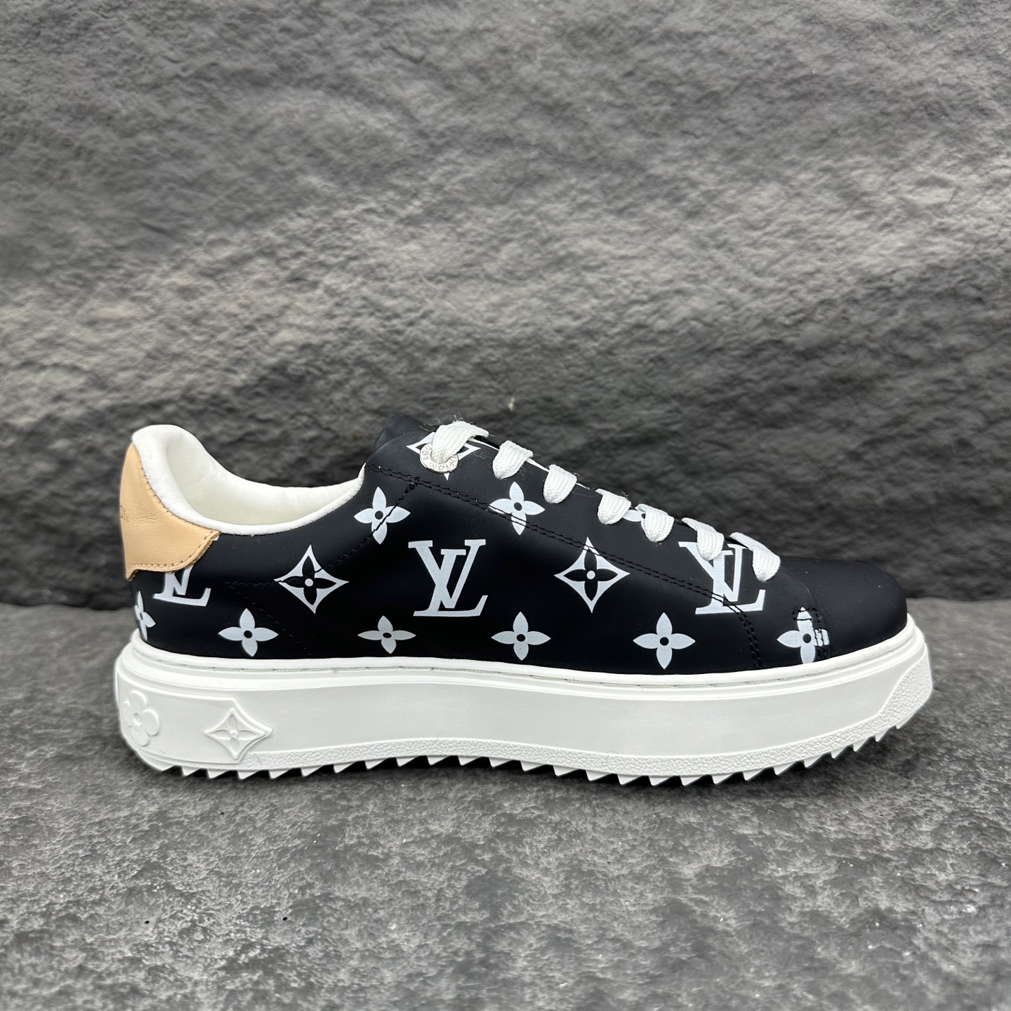 Louis Vuitton Time Out Sneaker Size 36-46