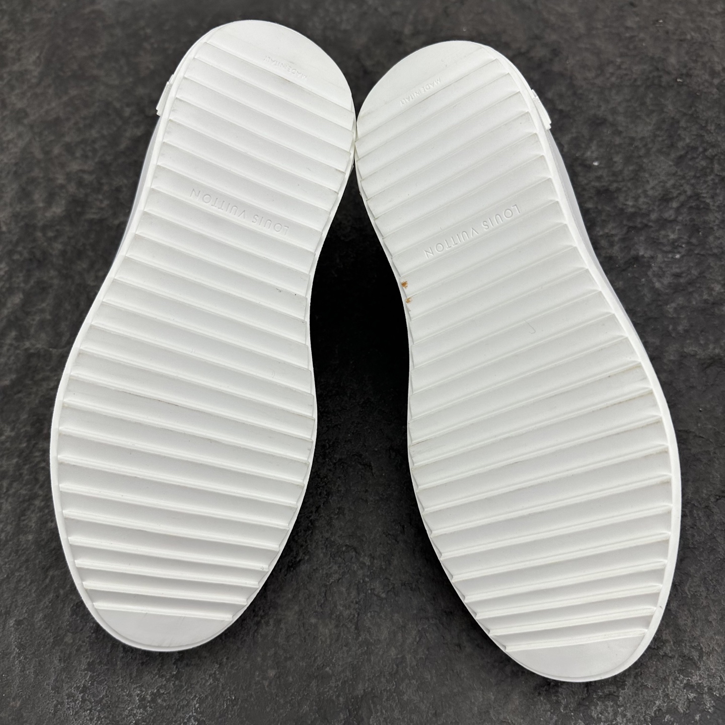 Louis Vuitton Time Out Sneaker Size 36-46