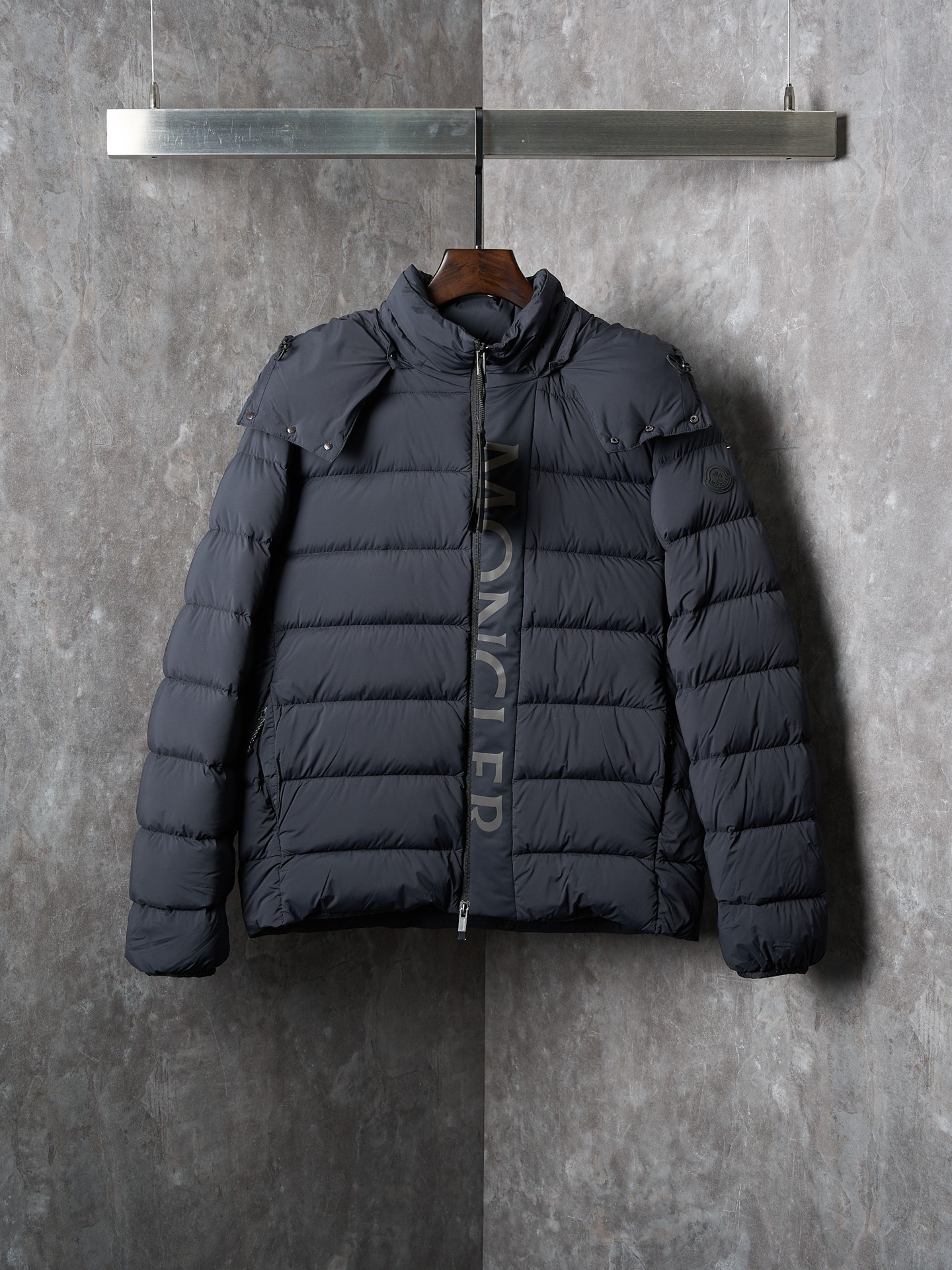 Moncler Ume Men Winter Jacket Size 1-4