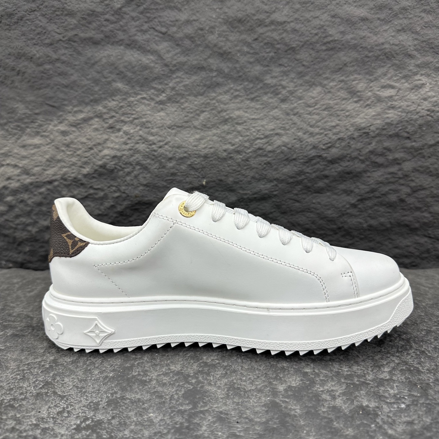 Louis Vuitton Time Out Sneaker Size 36-46