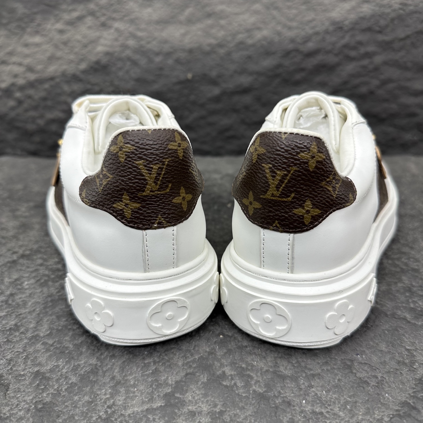 Louis Vuitton Time Out Sneaker Size 36-46
