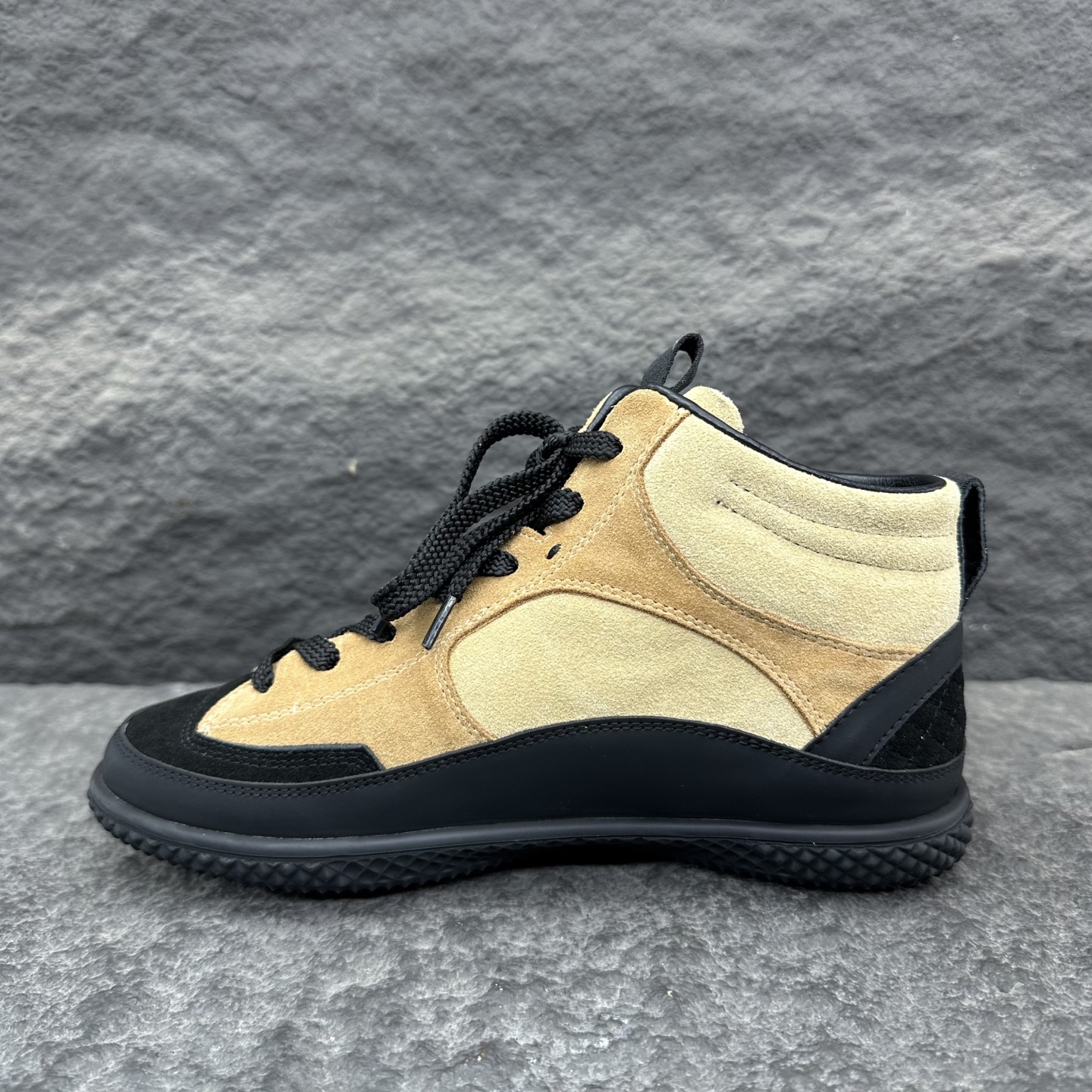 Chanel 25ss COCO Women Sneaker Size 36-41