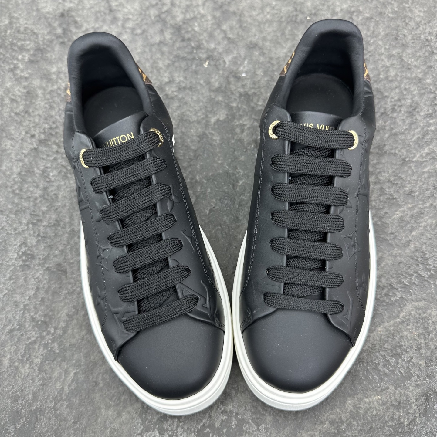 Louis Vuitton Time Out Sneaker Size 36-46