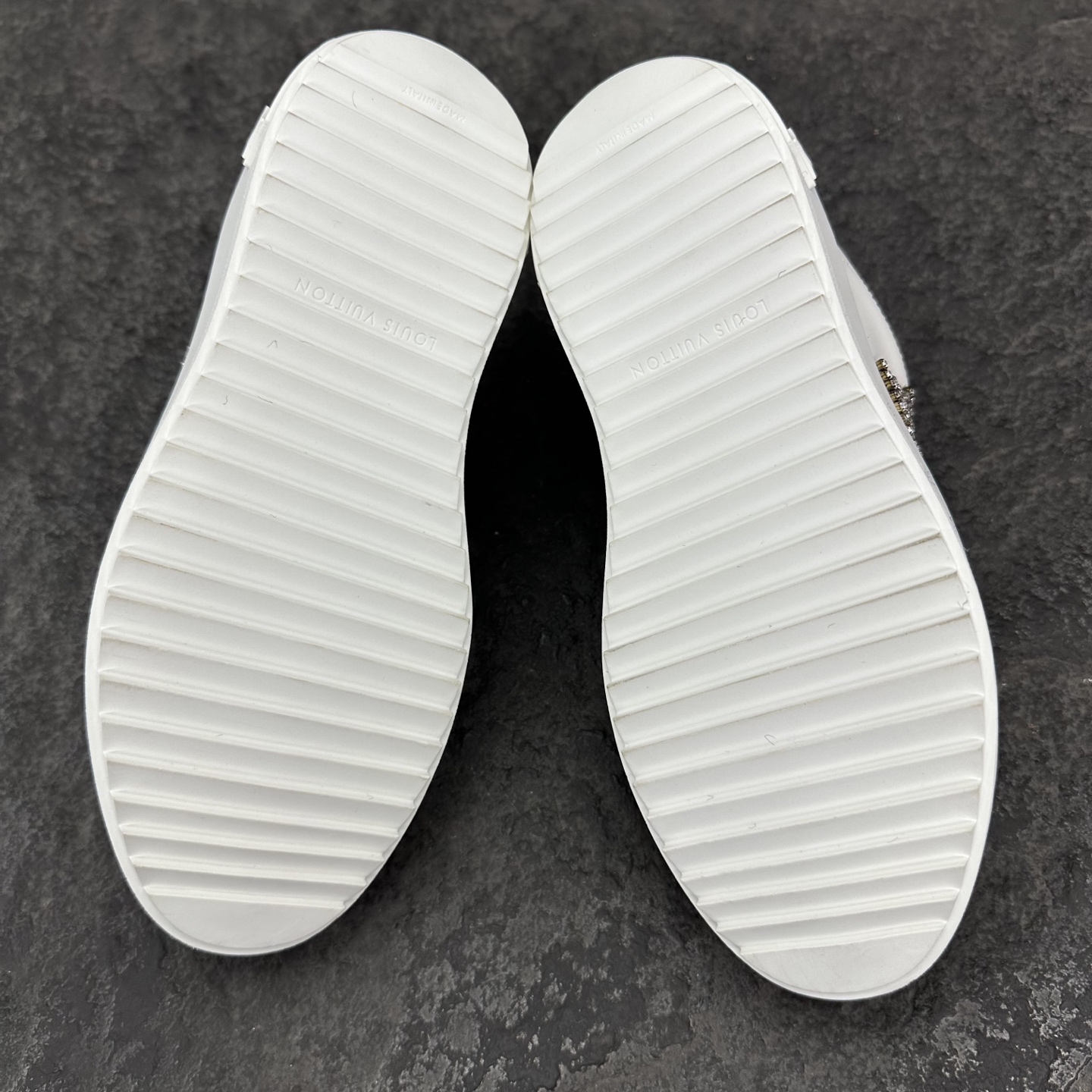 Louis Vuitton Time Out Sneaker Size 36-46