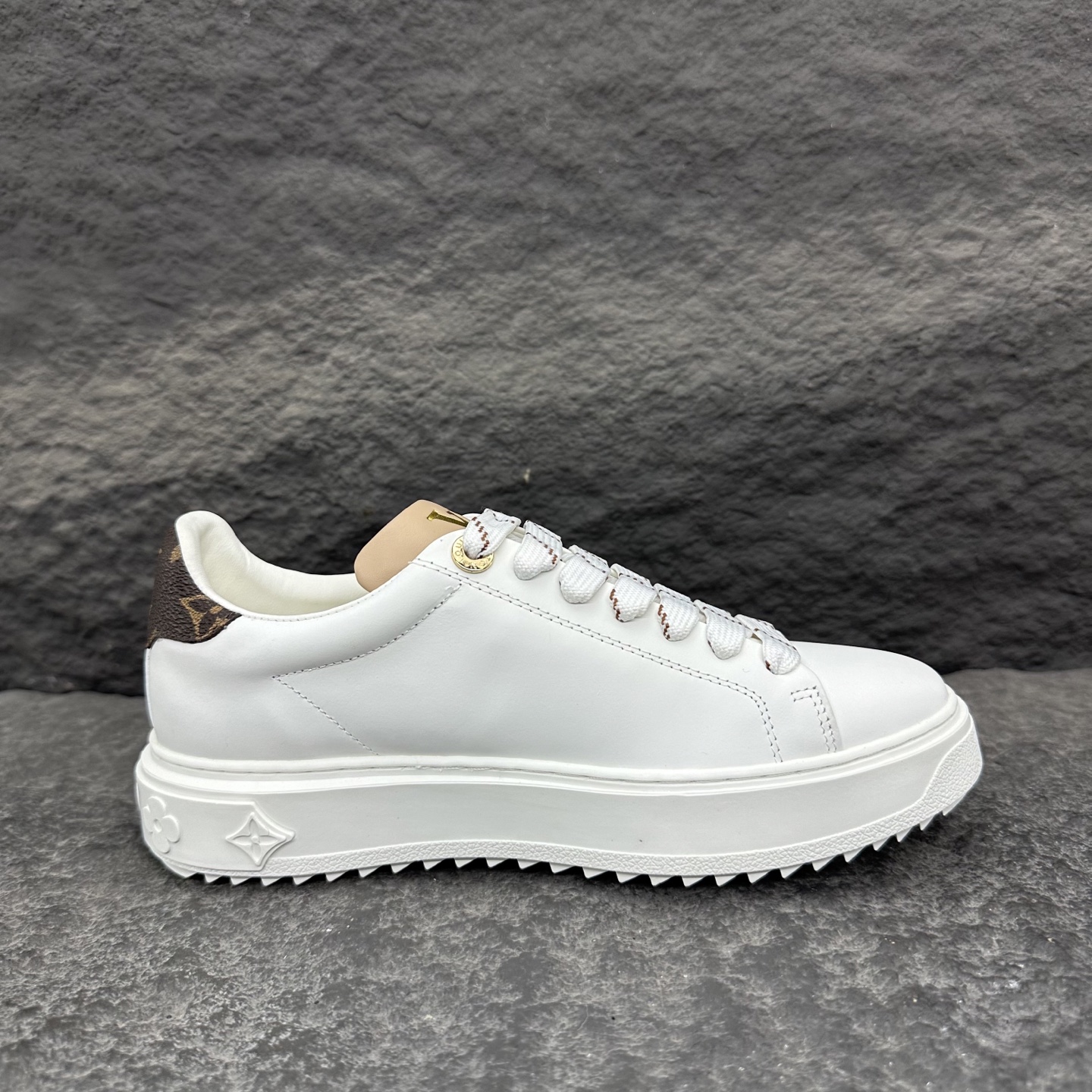 Louis Vuitton Time Out Sneaker Size 36-46