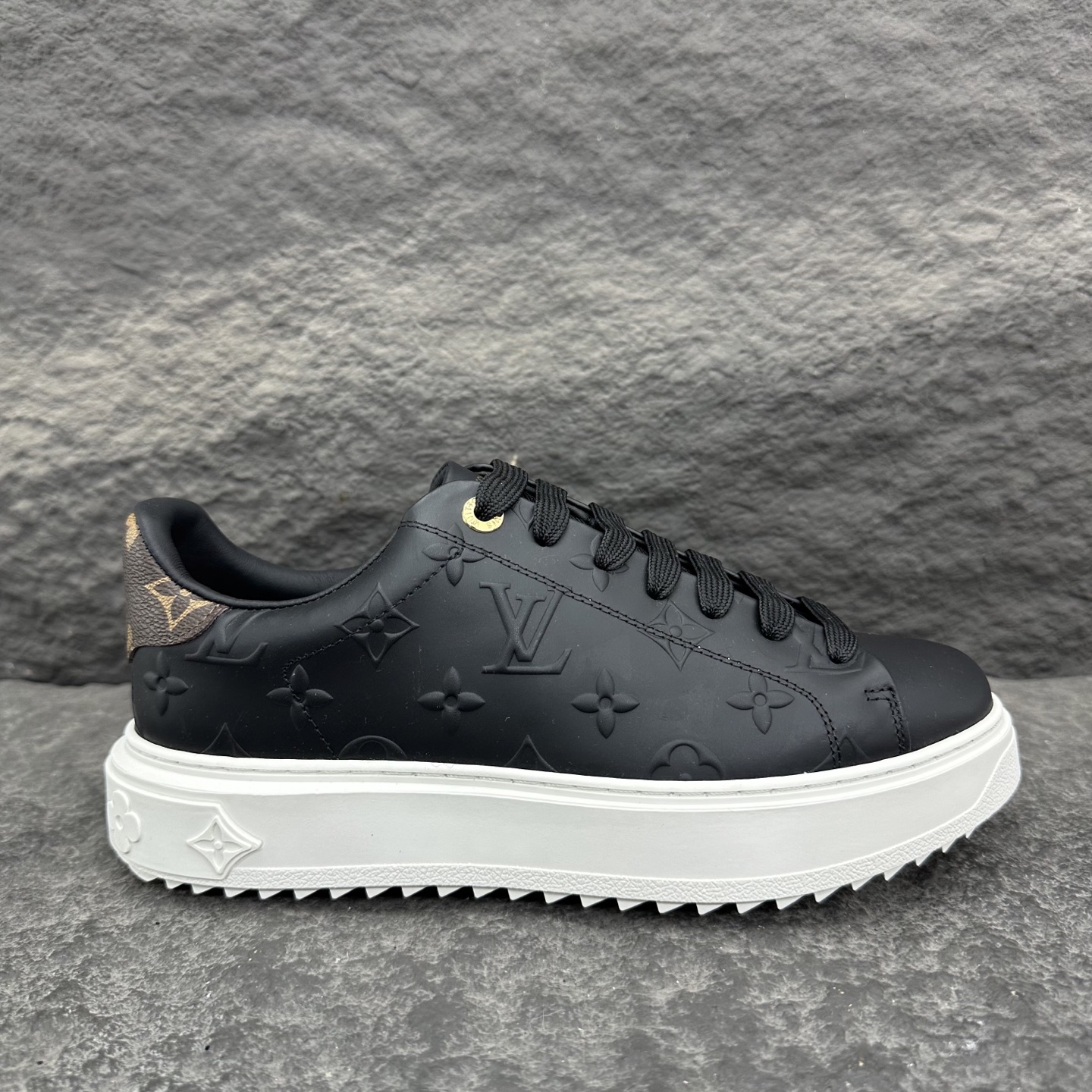 Louis Vuitton Time Out Sneaker Size 36-46