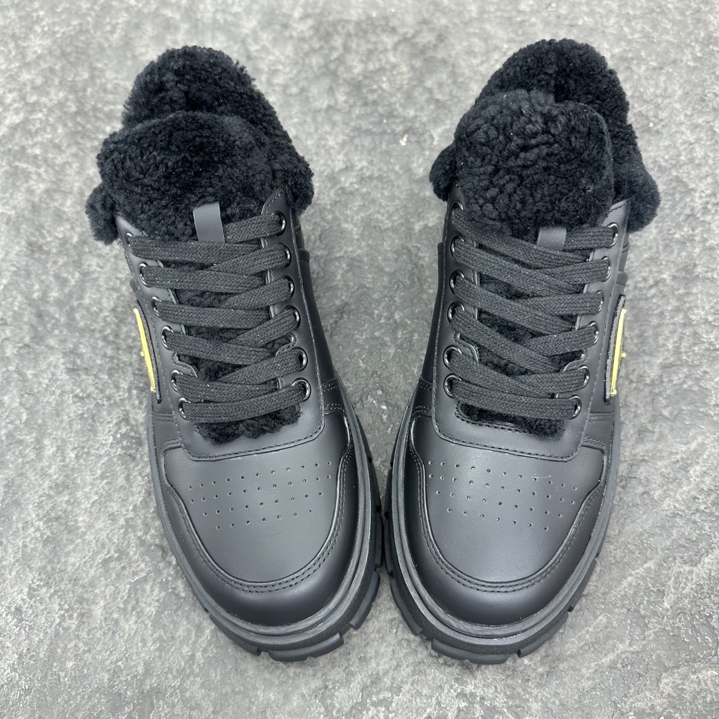 Prada 25ss Women Sneaker Size 36-41