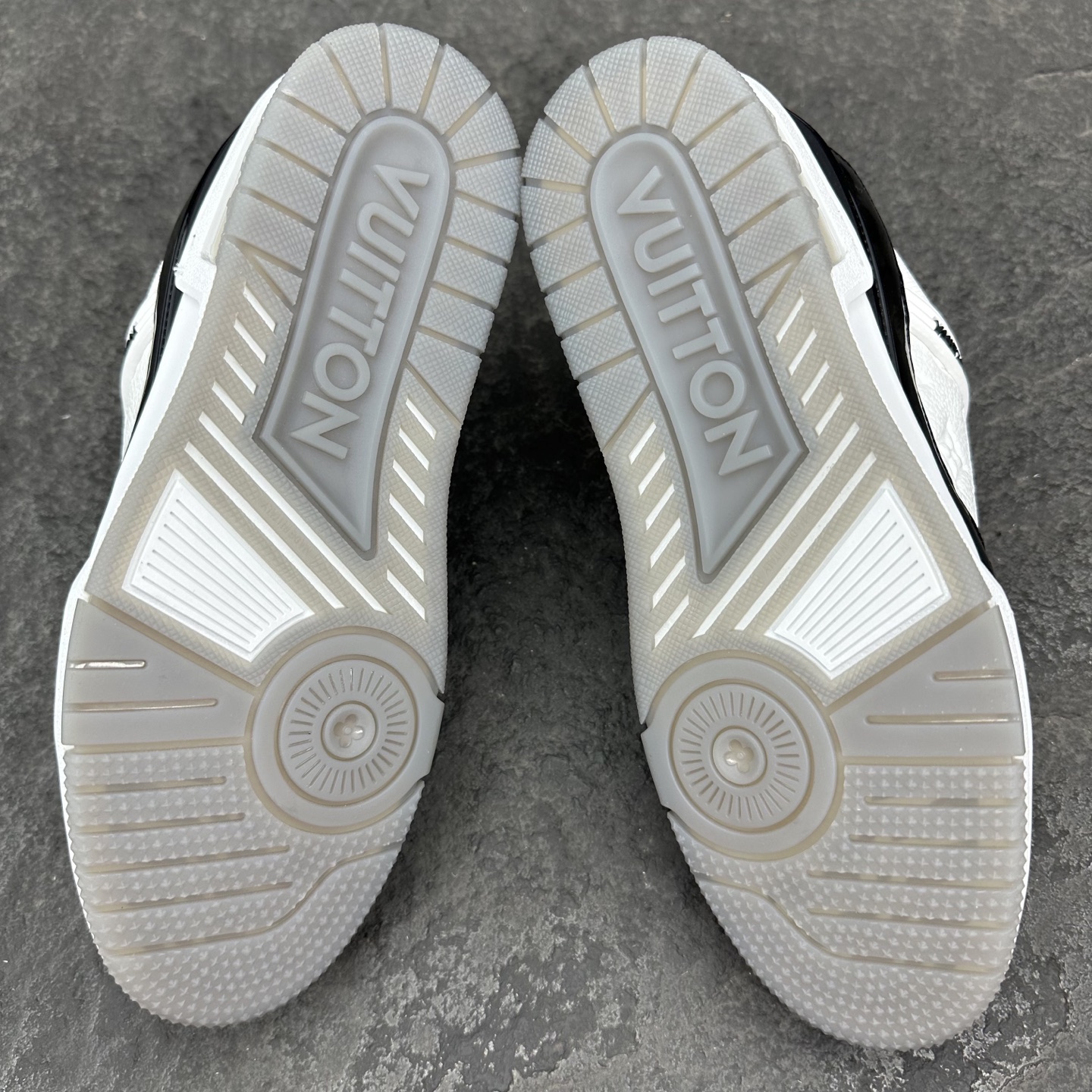 Louis Vuitton LV Trainer Sneaker Size 36-46