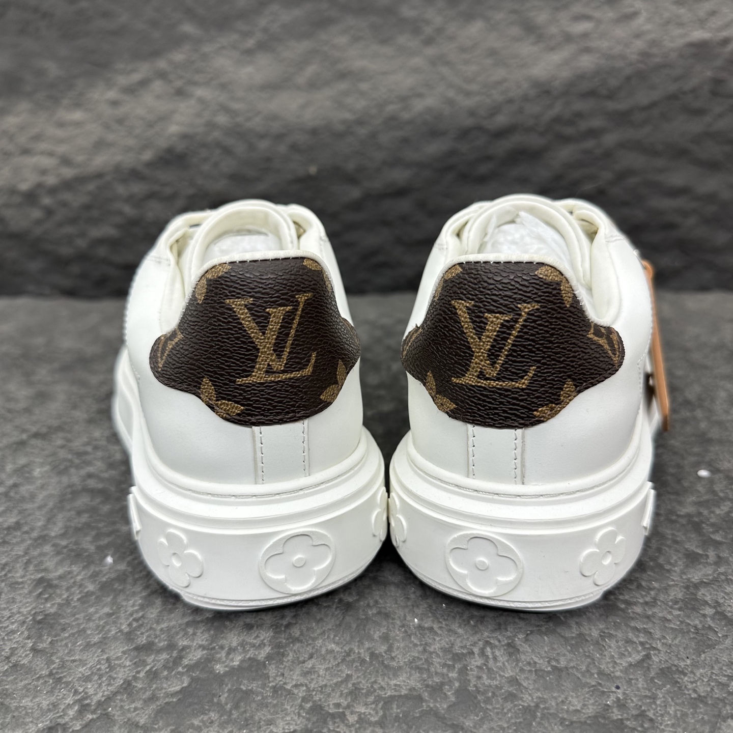 Louis Vuitton Time Out Sneaker Size 36-46