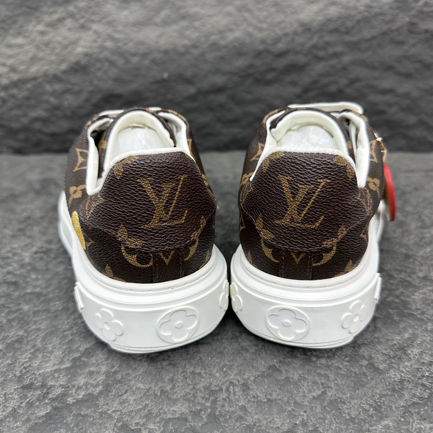 Louis Vuitton Time Out Sneaker Size 36-46