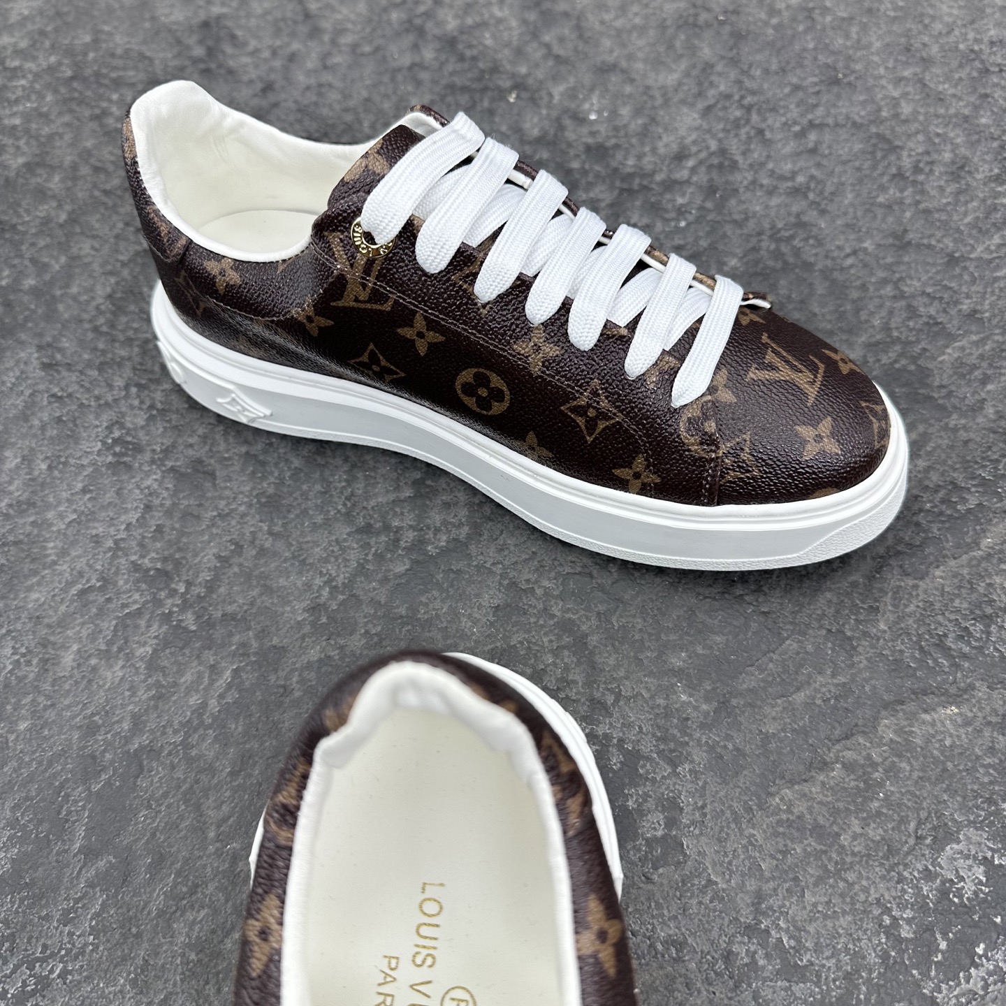 Louis Vuitton Time Out Sneaker Size 36-46