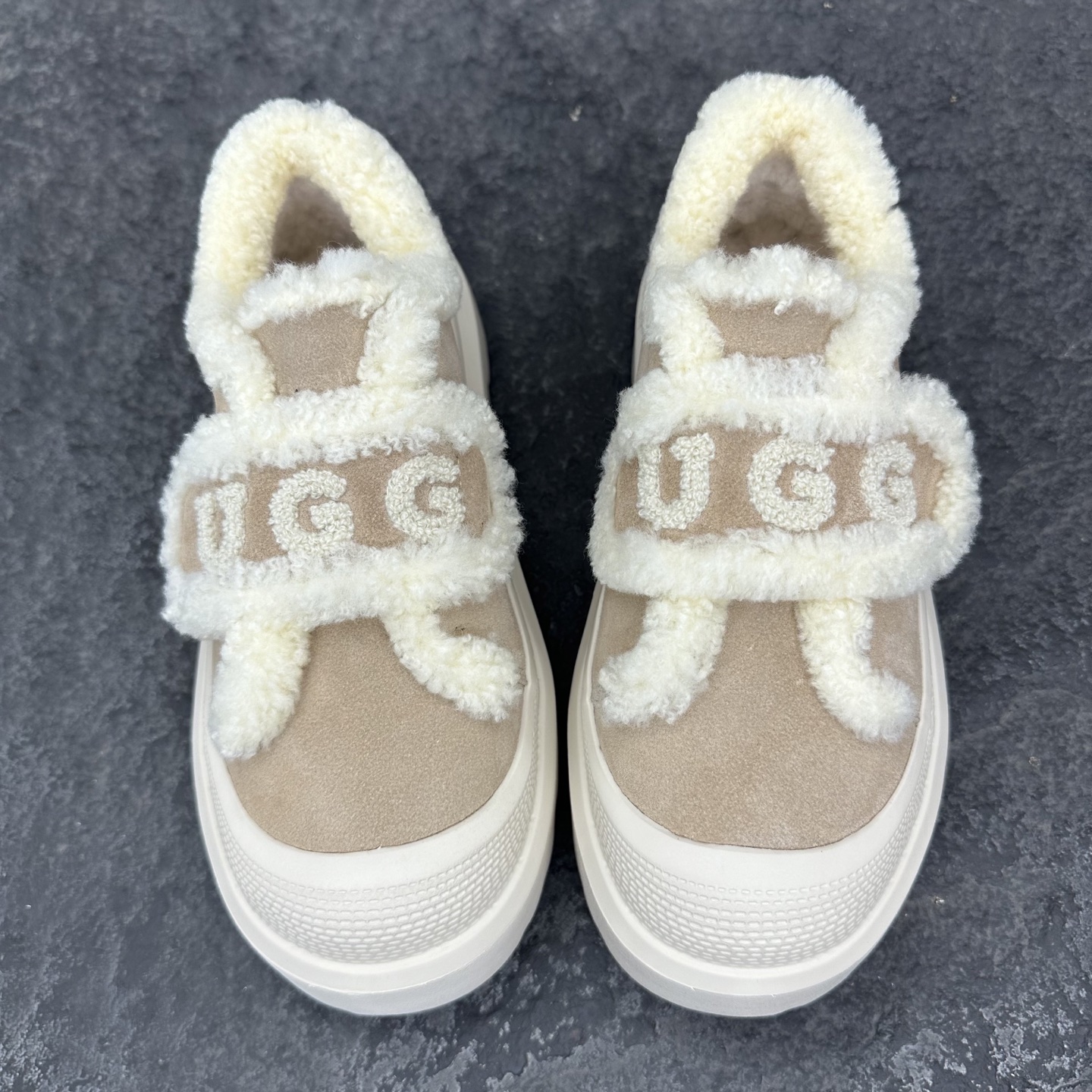 UGG 25ss plush Boots Size 36-41
