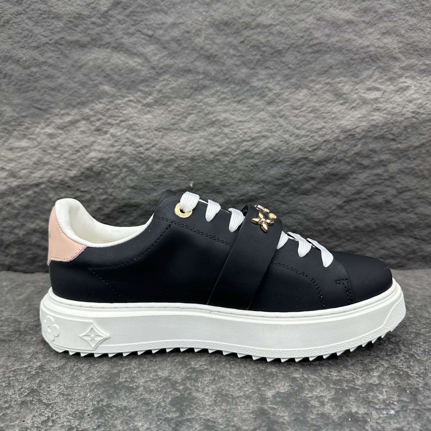 Louis Vuitton Time Out Sneaker Size 36-46