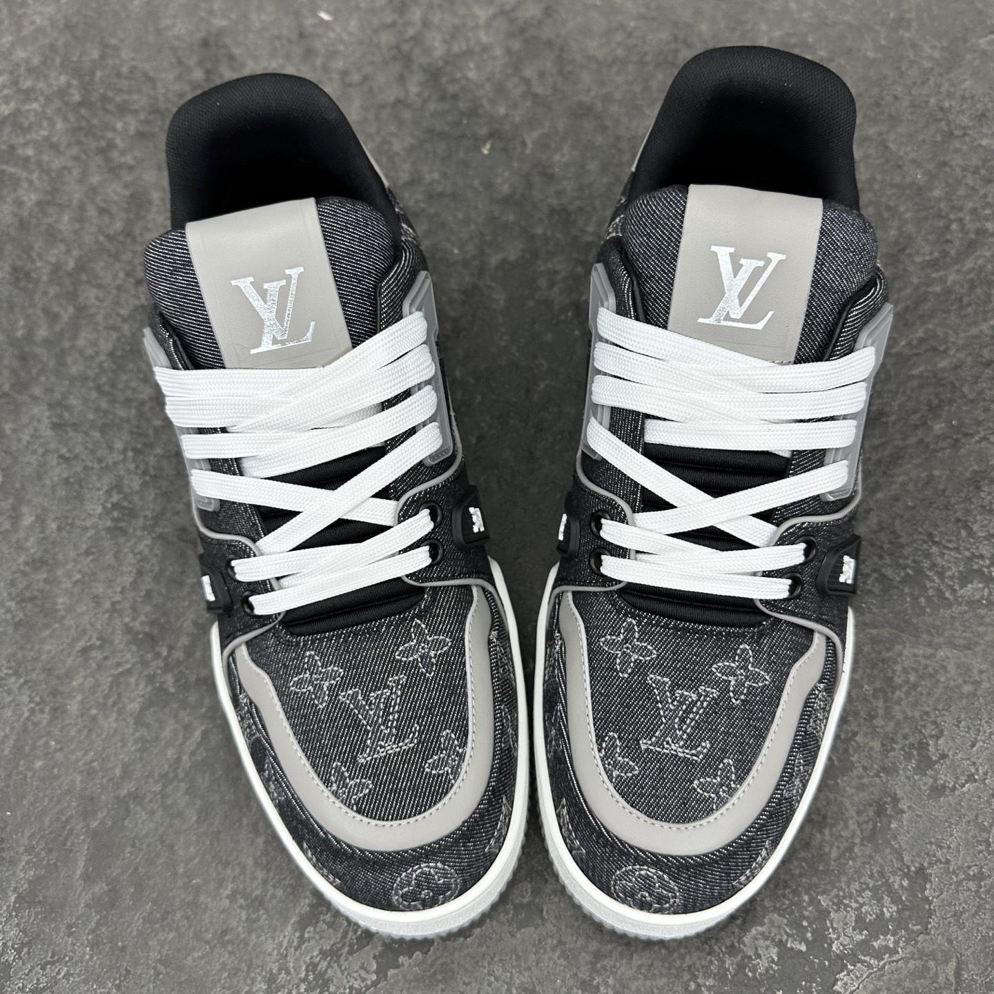 Louis Vuitton LV 1AIOIZ LV CLASSIC Sneaker Size 36-46