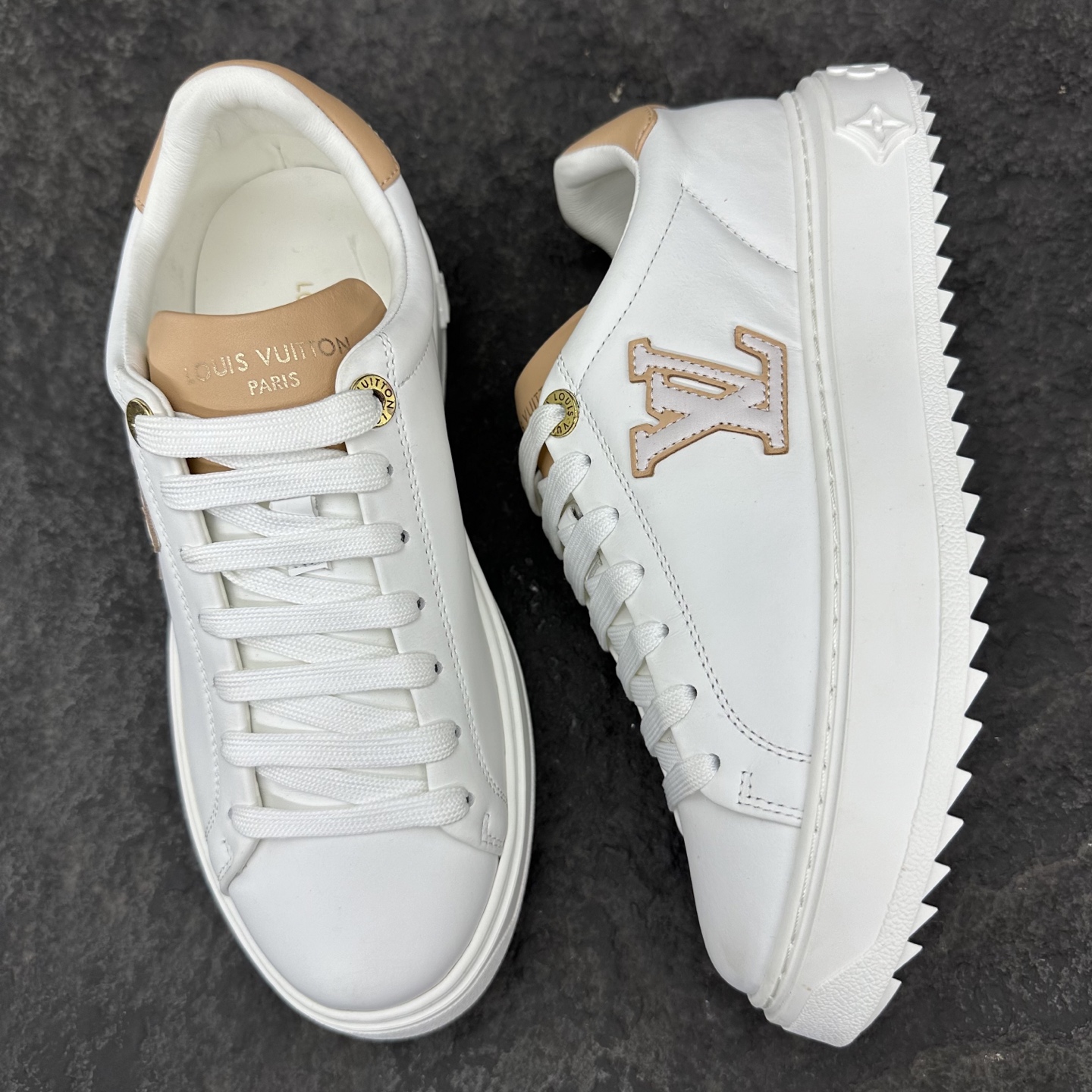 Louis Vuitton Time Out Sneaker Size 36-46