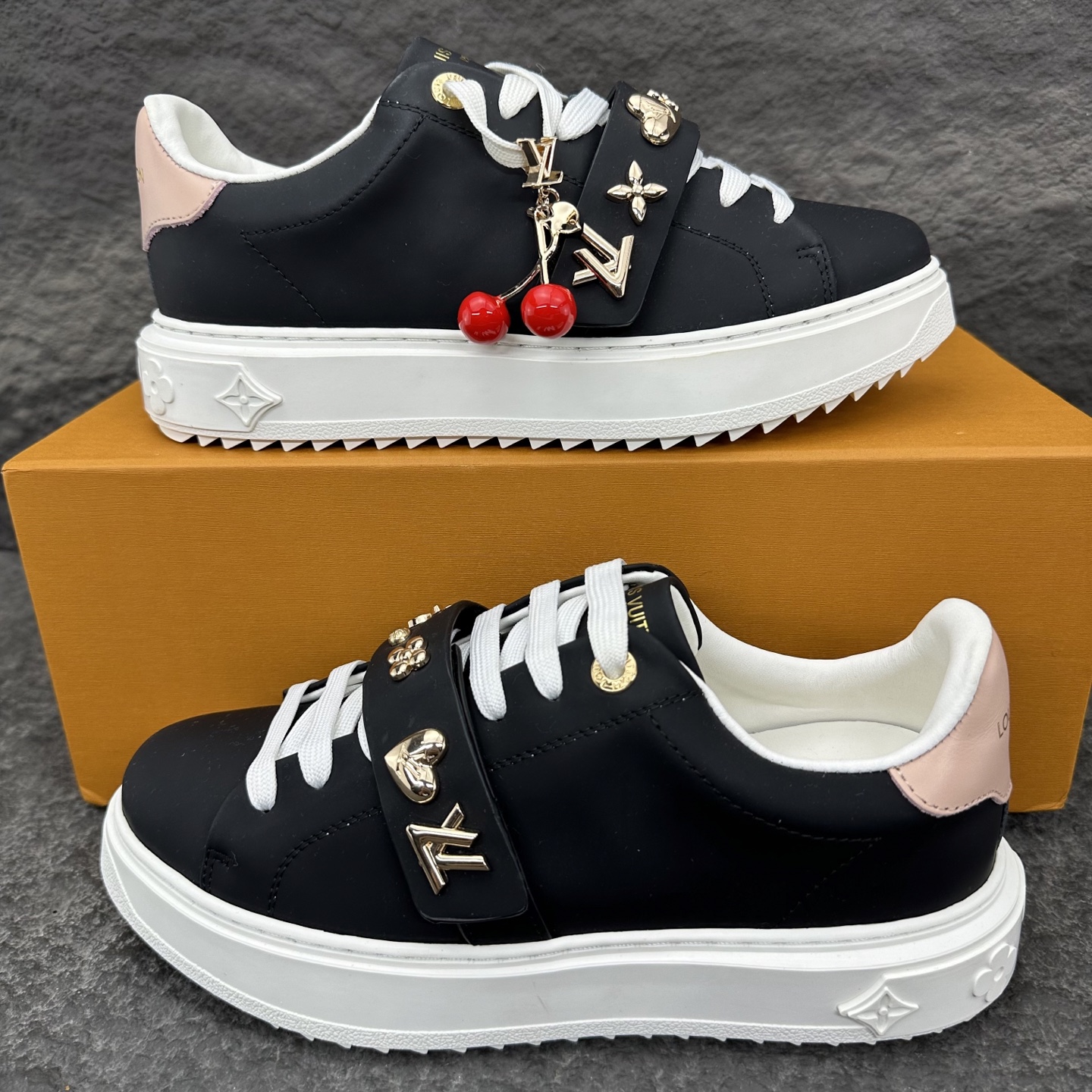Louis Vuitton Time Out Sneaker Size 36-46