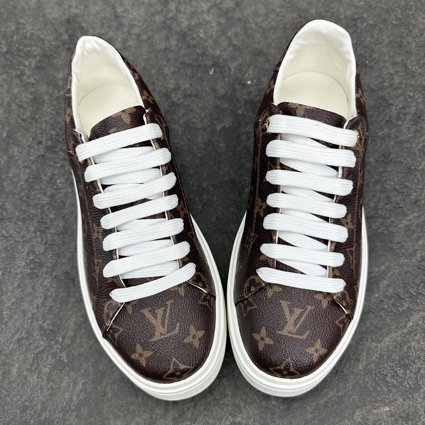 Louis Vuitton Time Out Sneaker Size 36-46