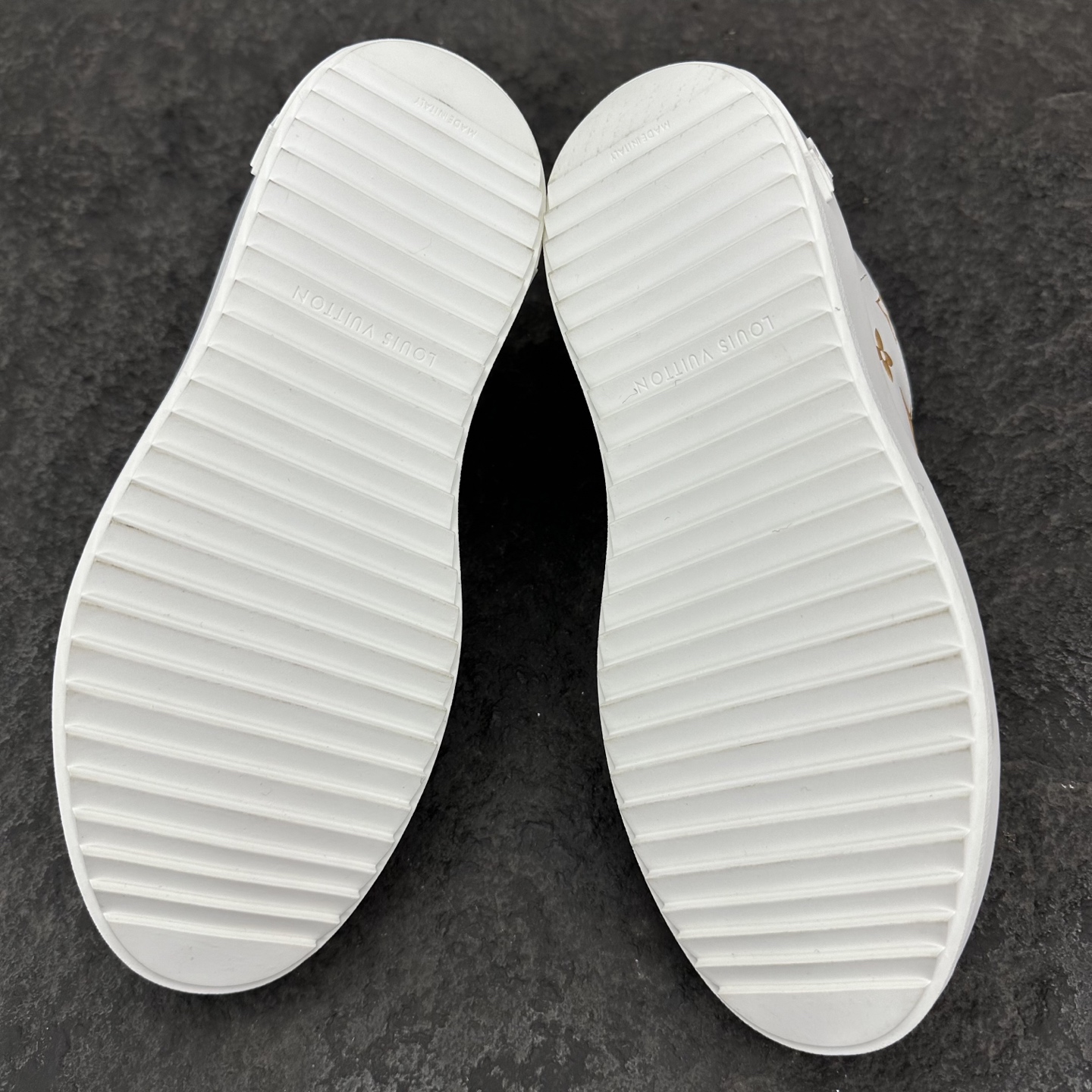 Louis Vuitton Time Out Sneaker Size 36-46