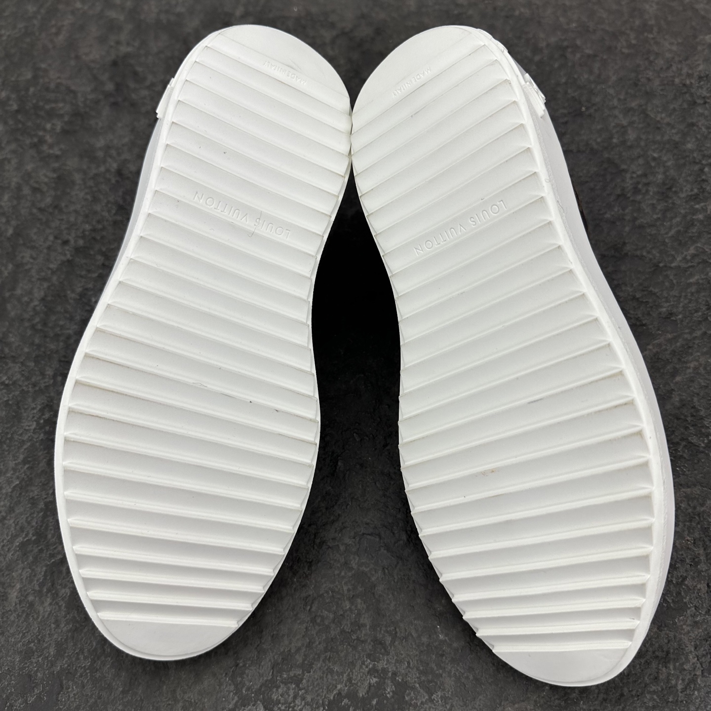 Louis Vuitton Time Out Sneaker Size 36-46