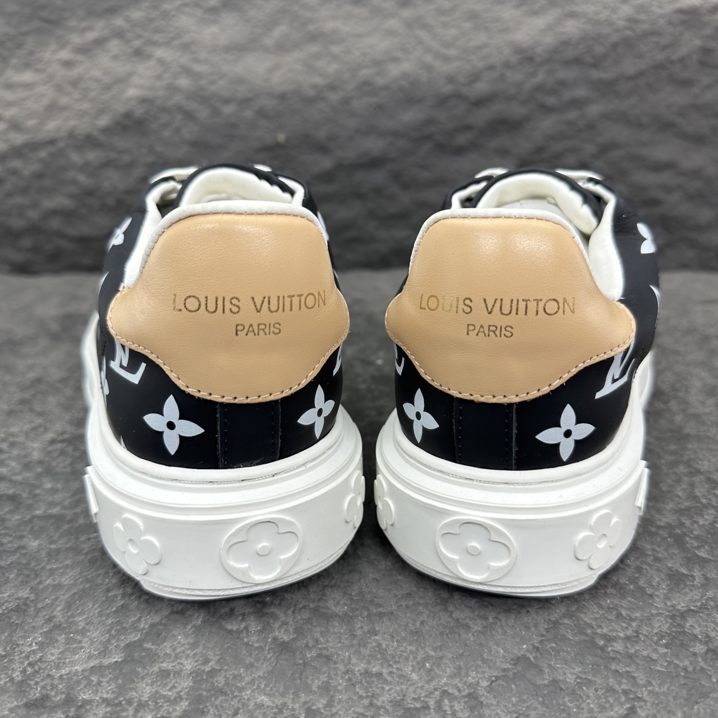 Louis Vuitton Time Out Sneaker Size 36-46