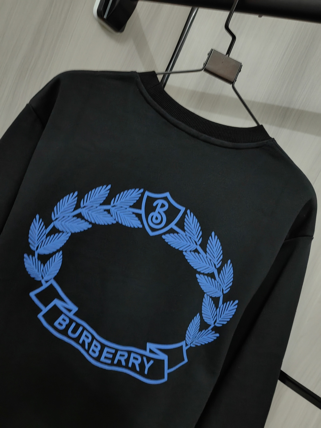 Burberry Unisex Sweatshirt Size S-XL