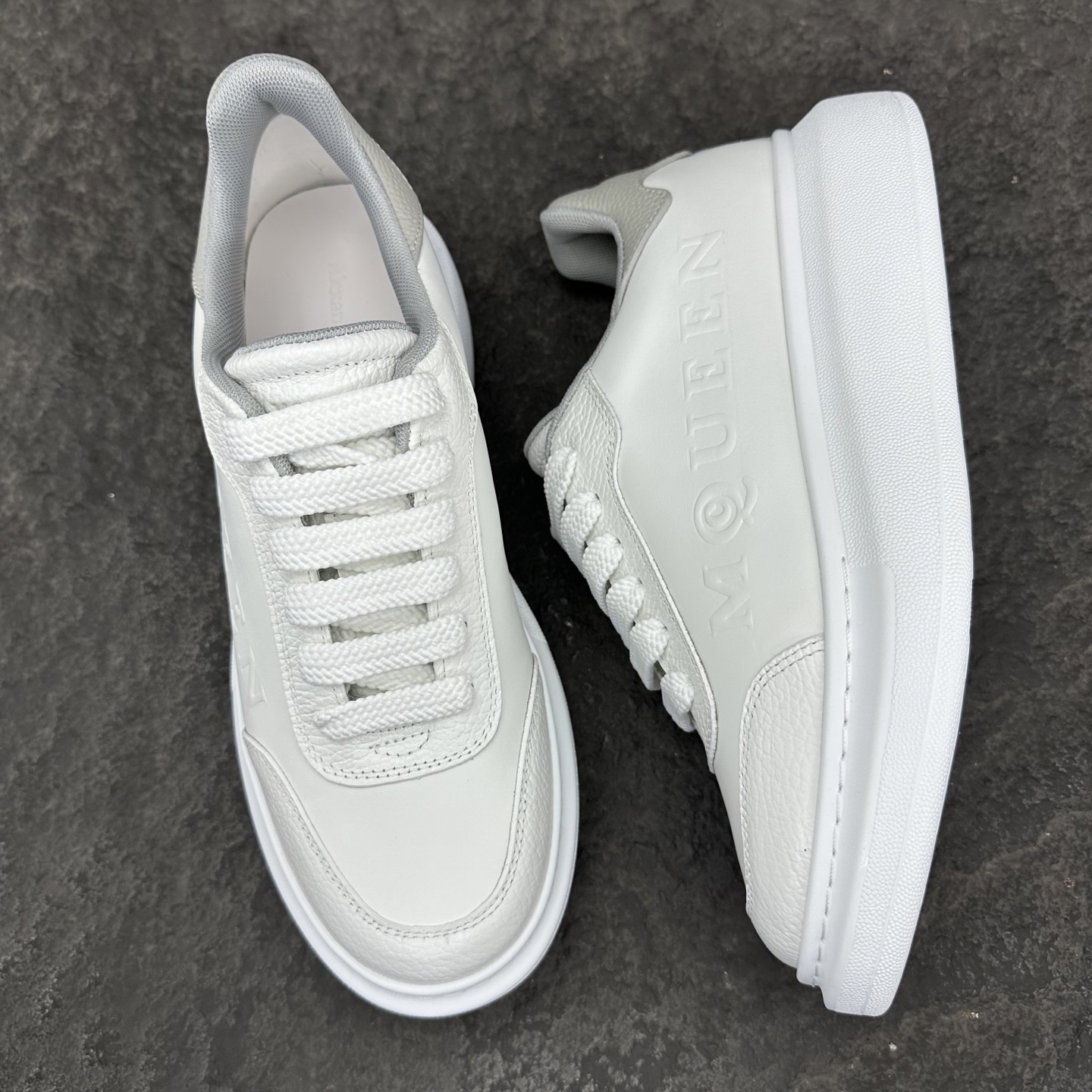 Alexander McQueen 25ss Sneaker Size 36-46