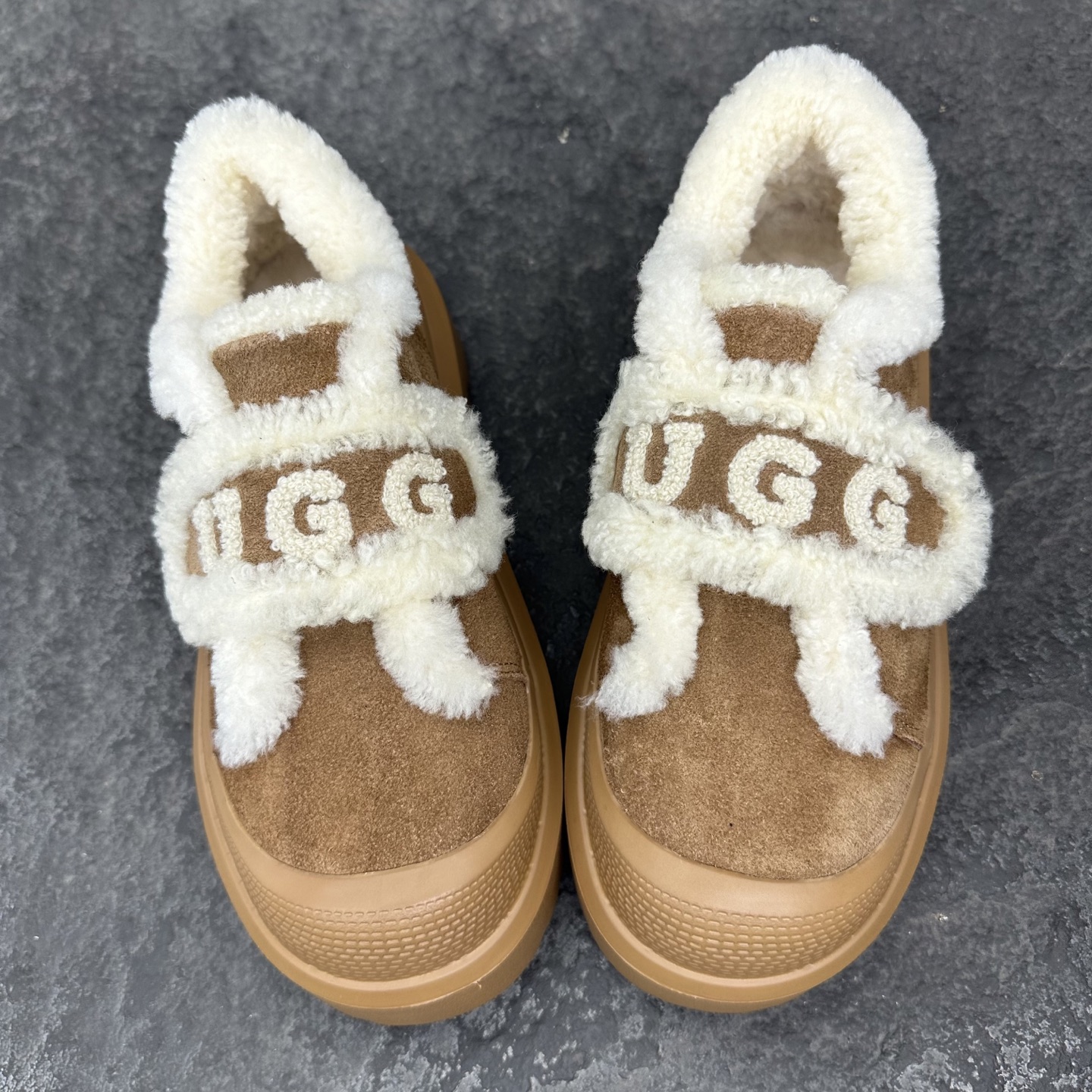 UGG 25ss plush Boots Size 36-41